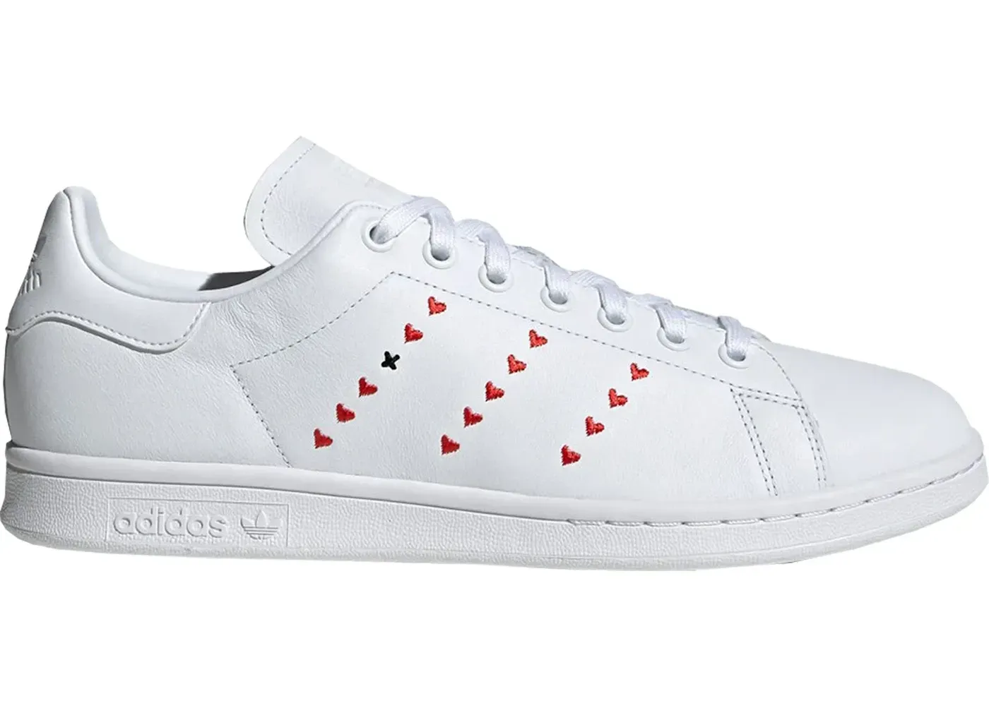 Фото № 1 с приближением к товару «‎adidas Stan Smith Heart Stripe Red»