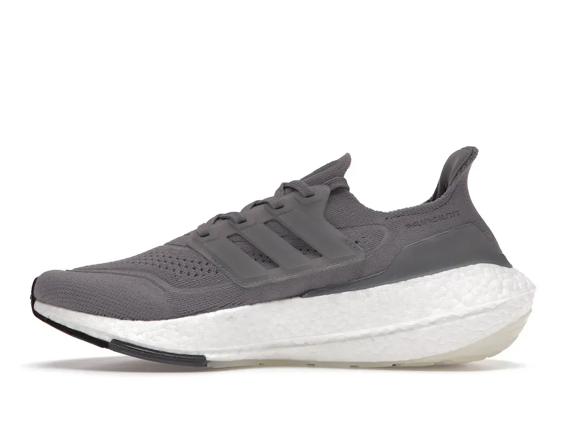 Фото № 3 с приближением к товару «‎adidas Ultra Boost 21 Grey »