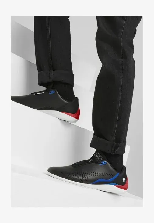 Фото № 2 с приближением к товару «‎BMW M DRIFT CAT DECIMA MOTOR»