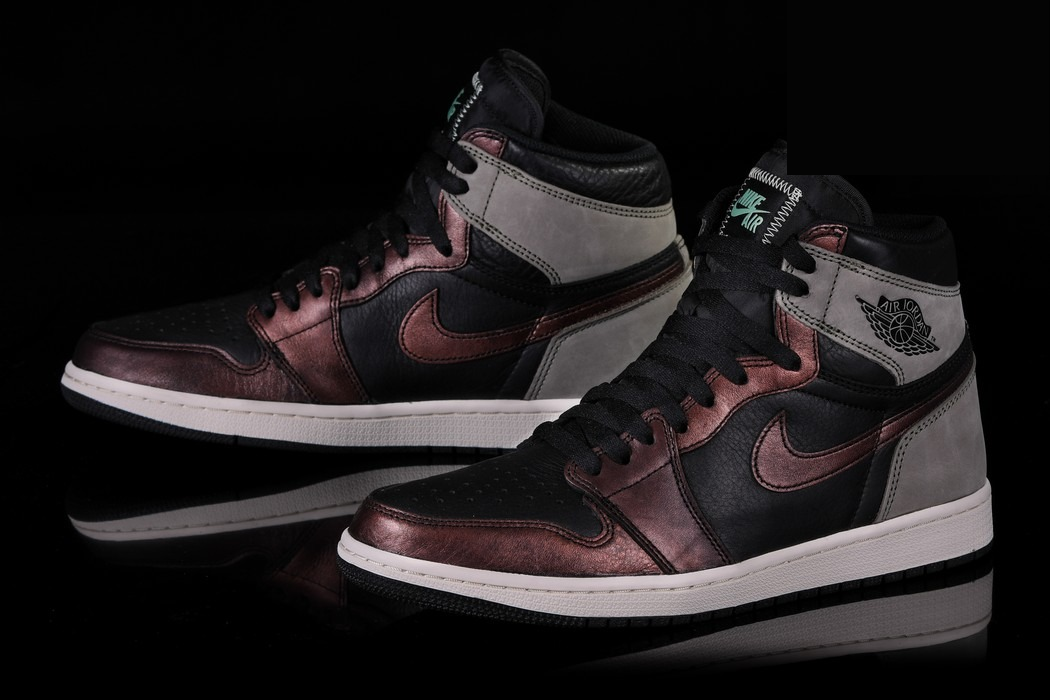Фото № 2 с приближением к товару «‎Nike Air Jordan 1 Retro OG Patina »
