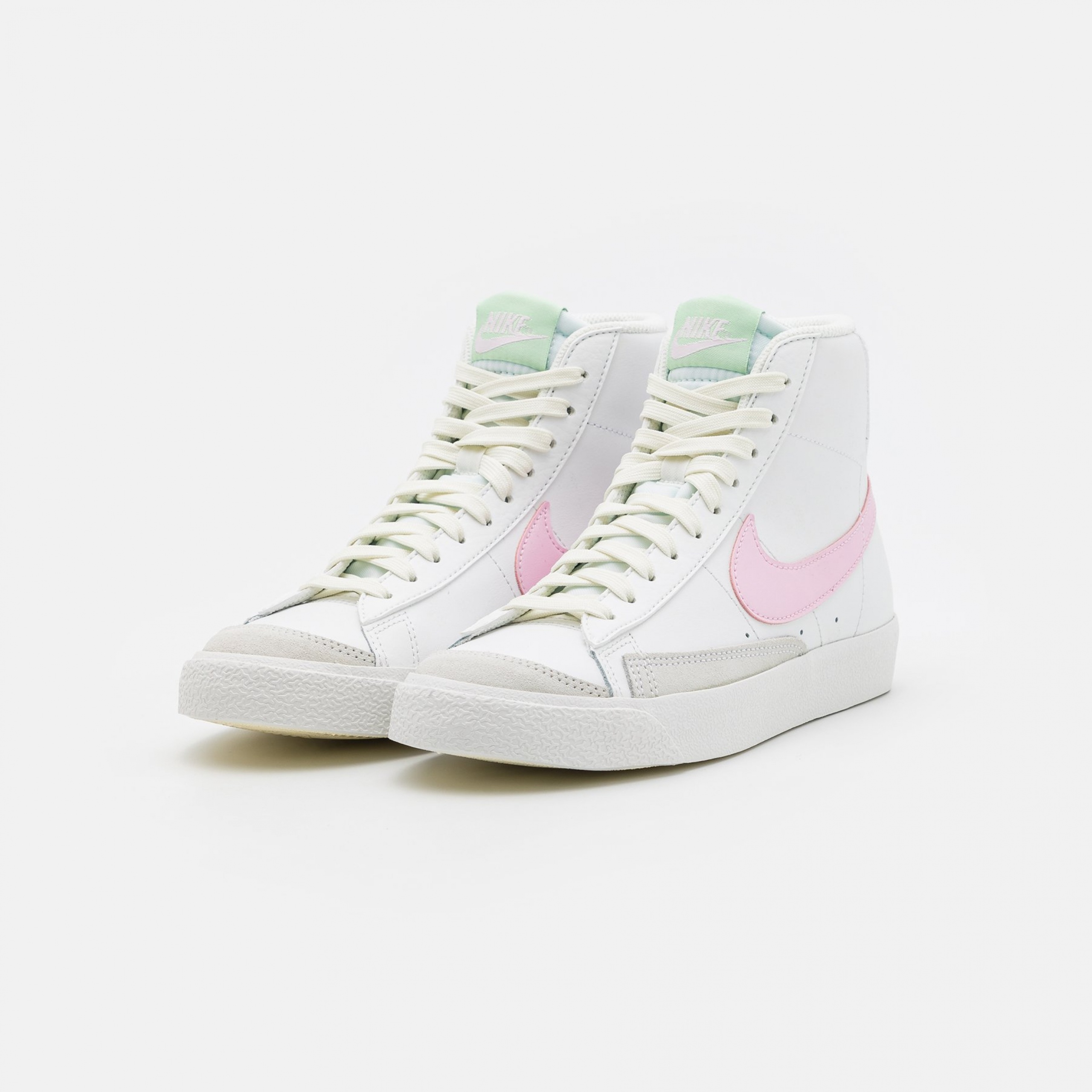 Фото № 2 с приближением к товару «‎Nike Blazer 77 »