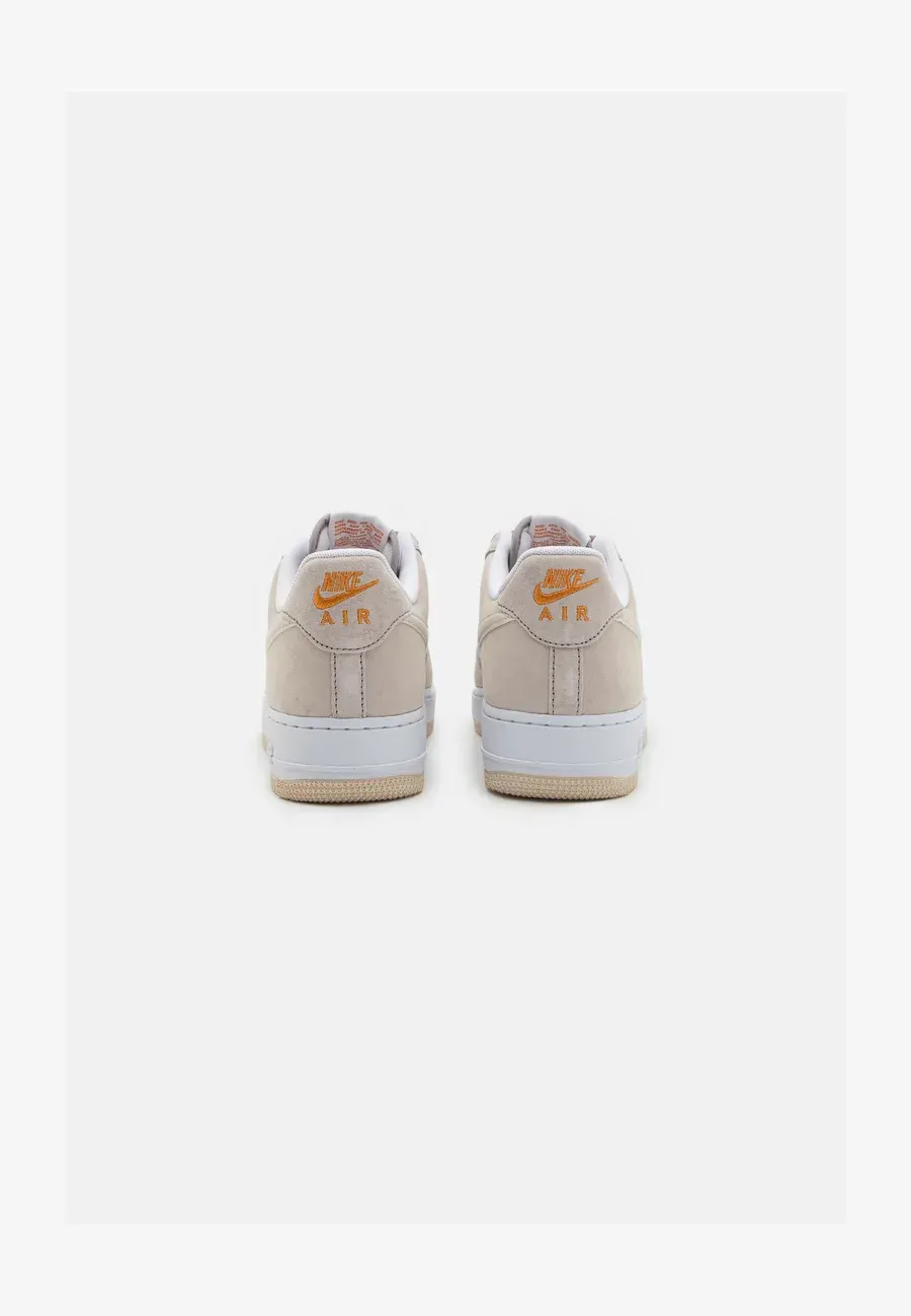 Фото № 3 с приближением к товару «‎AIR FORCE 1 07 UNISEX»