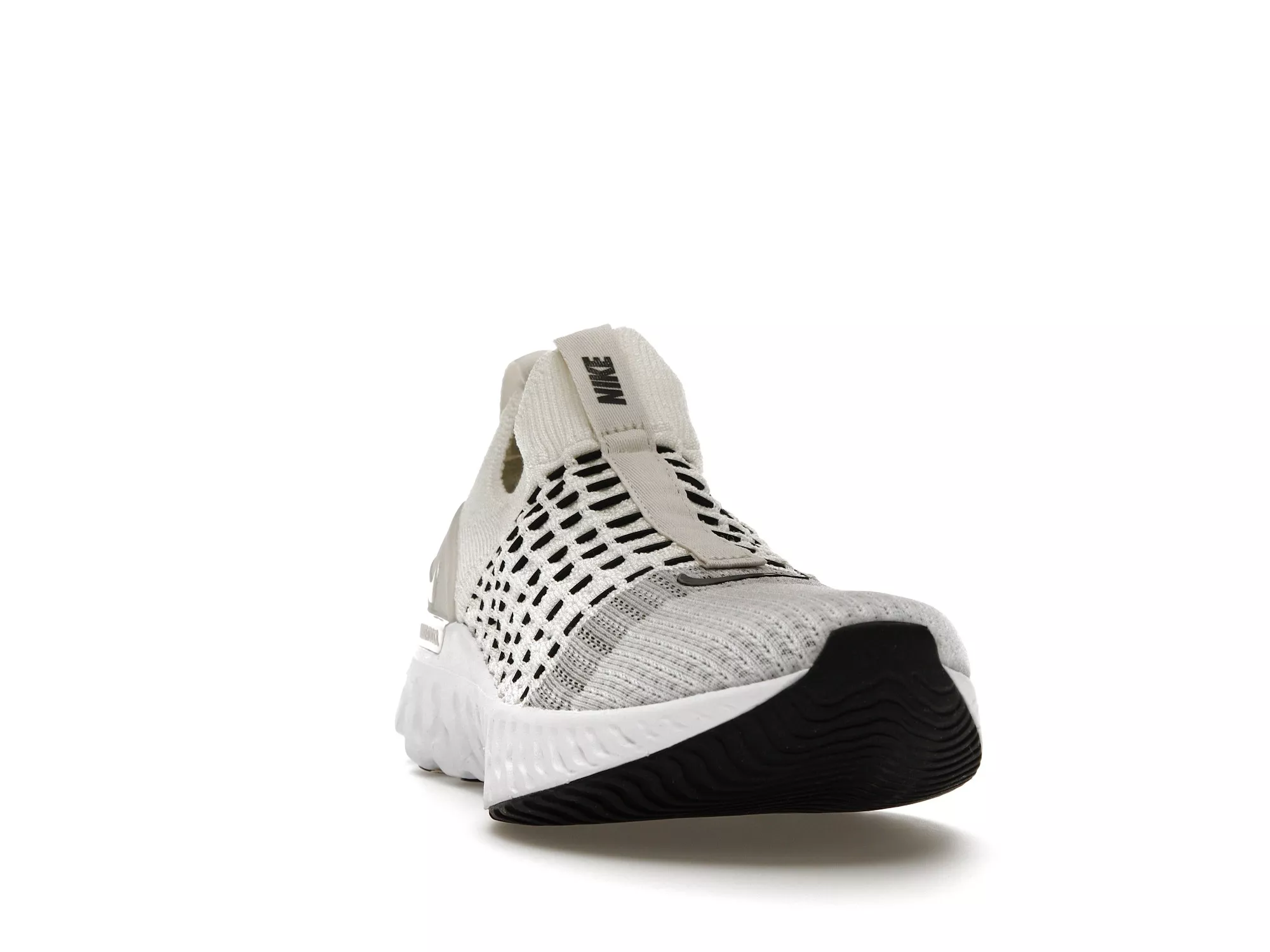 Фото № 2 с приближением к товару «‎Nike React Phantom Run Flyknit 2 Sail Light Bone»