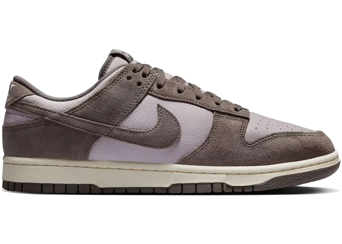 Nike Dunk Low SE