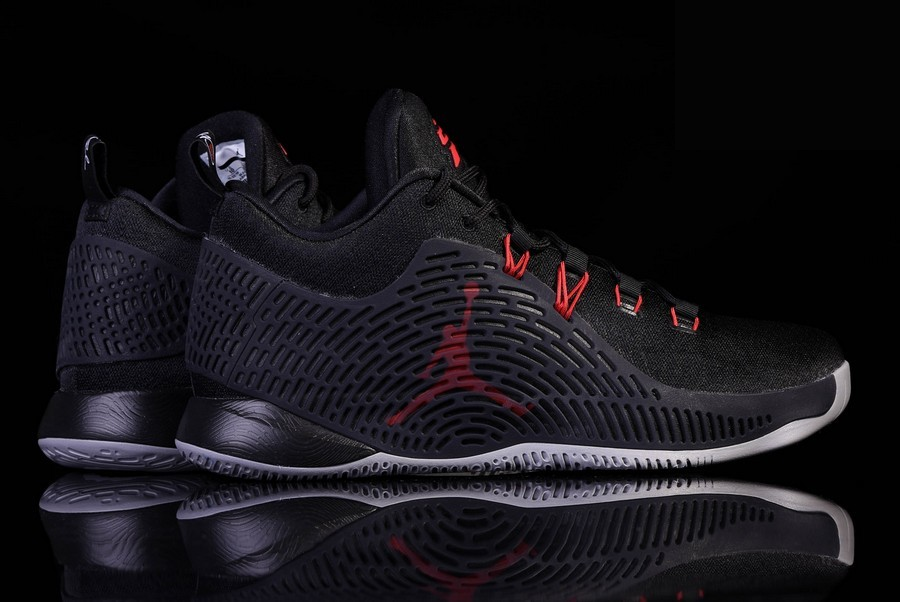 Фото № 2 с приближением к товару «‎Nike Air Jordan Cp3.x »