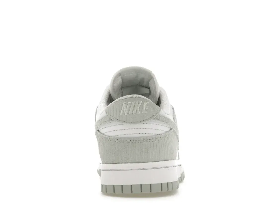 Фото № 4 с приближением к товару «‎Nike Dunk Low Light Silver Corduroy »