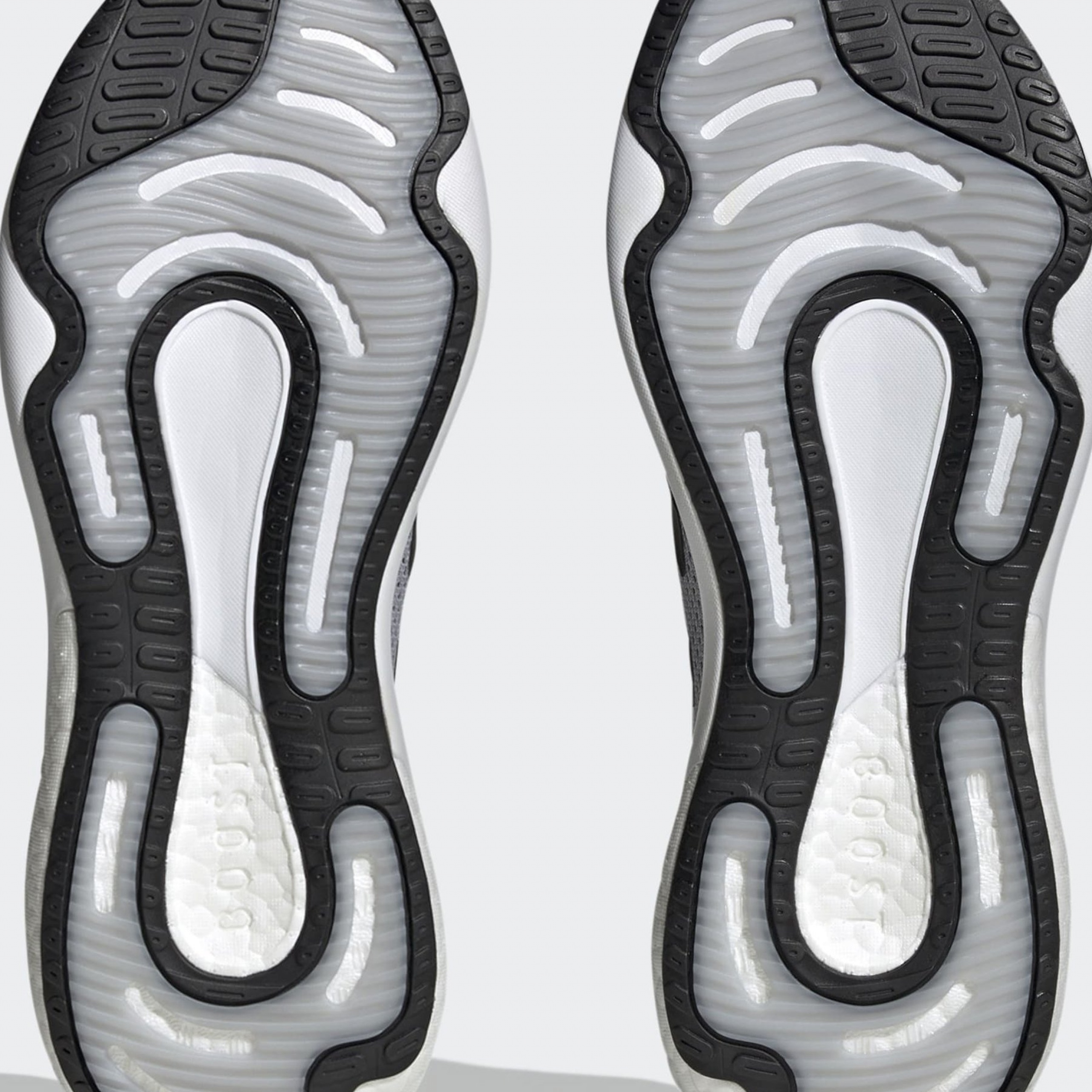 Фото № 5 с приближением к товару «‎Adidas Supernova 2.0»