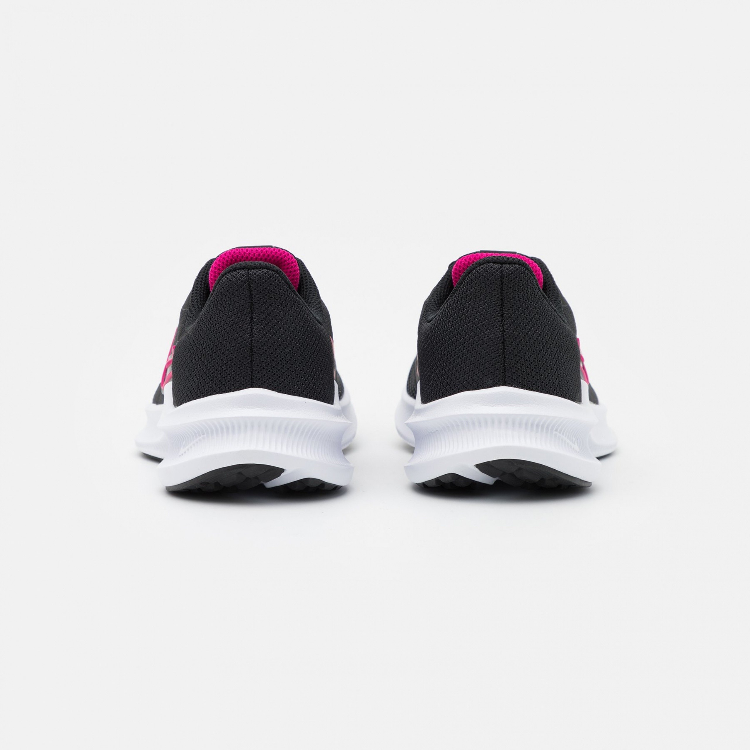 Фото № 3 с приближением к товару «‎Nike Downshifter 11»