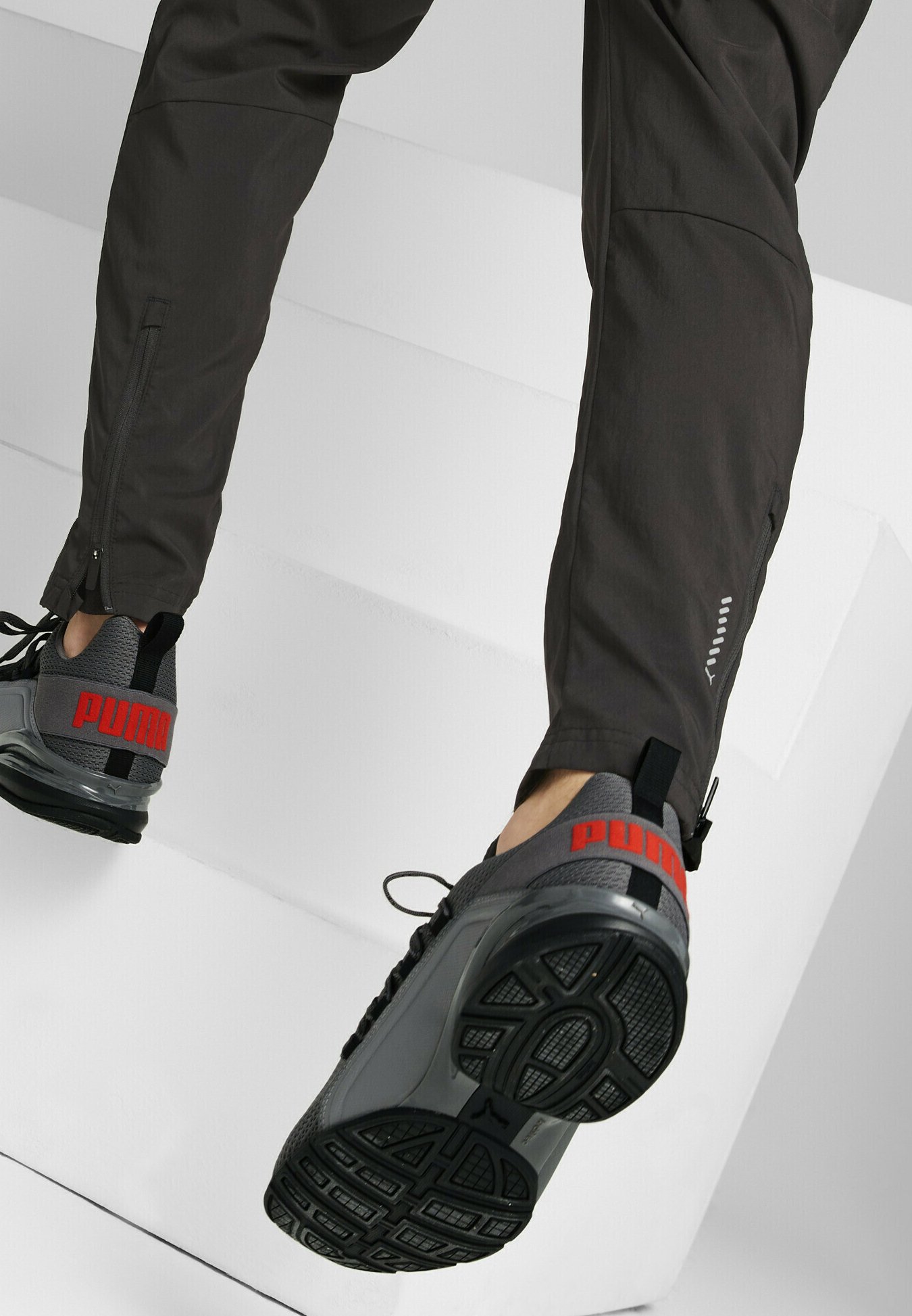 Фото № 3 с приближением к товару «‎Puma Axelion Refresh Laufschuhe »