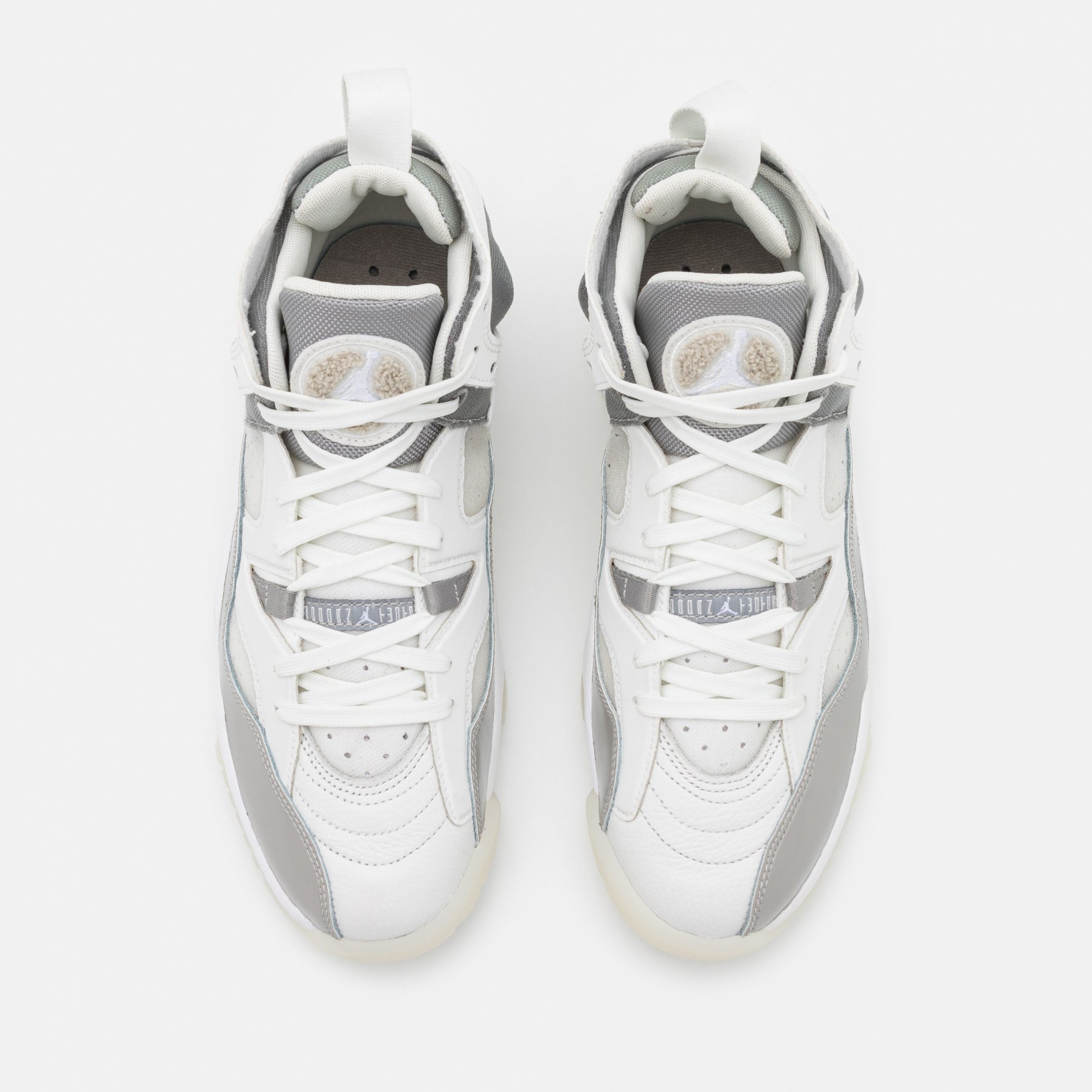 Фото № 5 с приближением к товару «‎Jordan Wmns Jumpman Two Trey »