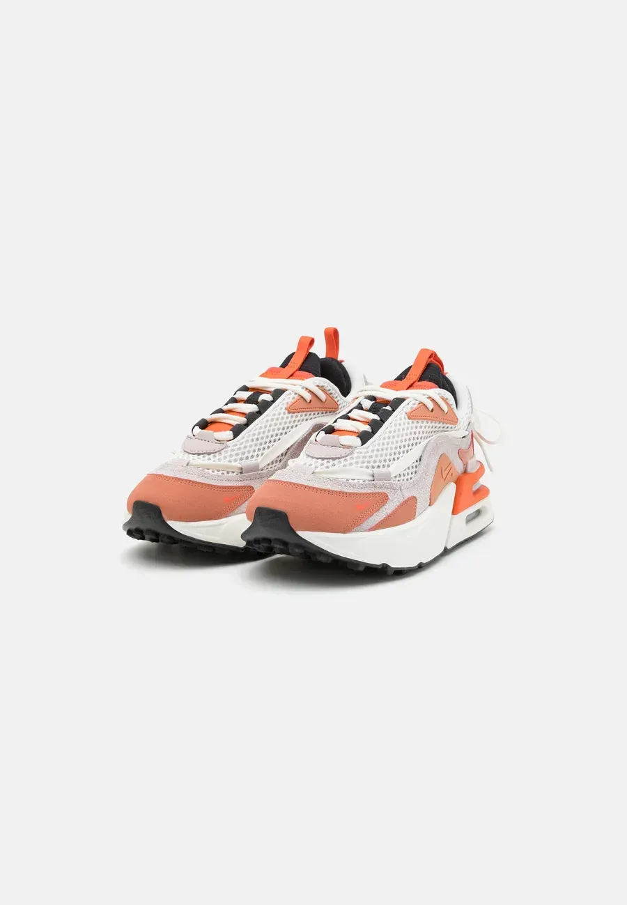 Фото № 4 с приближением к товару «‎AIR MAX FURYOSA NRG»