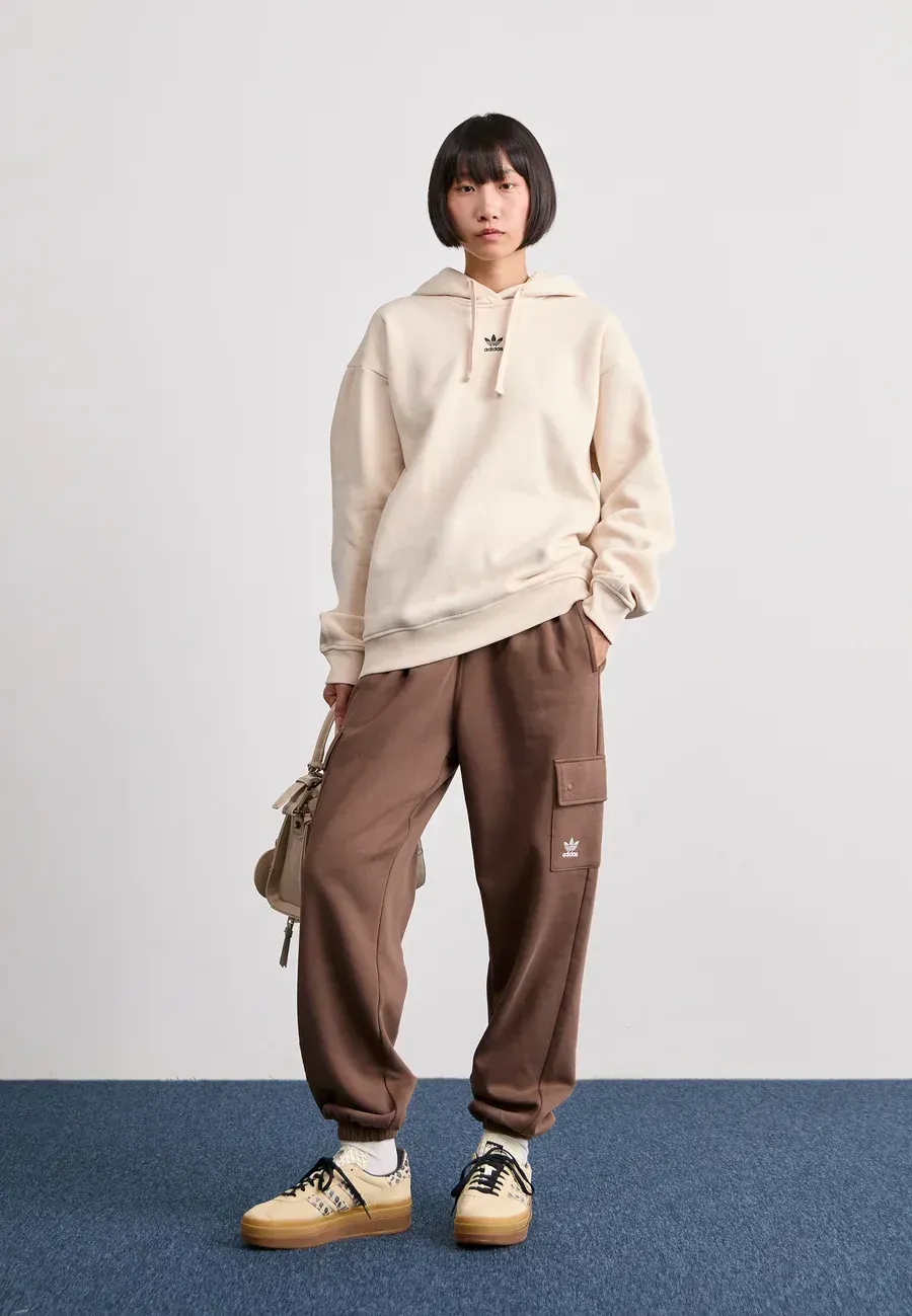Фото № 3 с приближением к товару «‎GAZELLE BOLD»