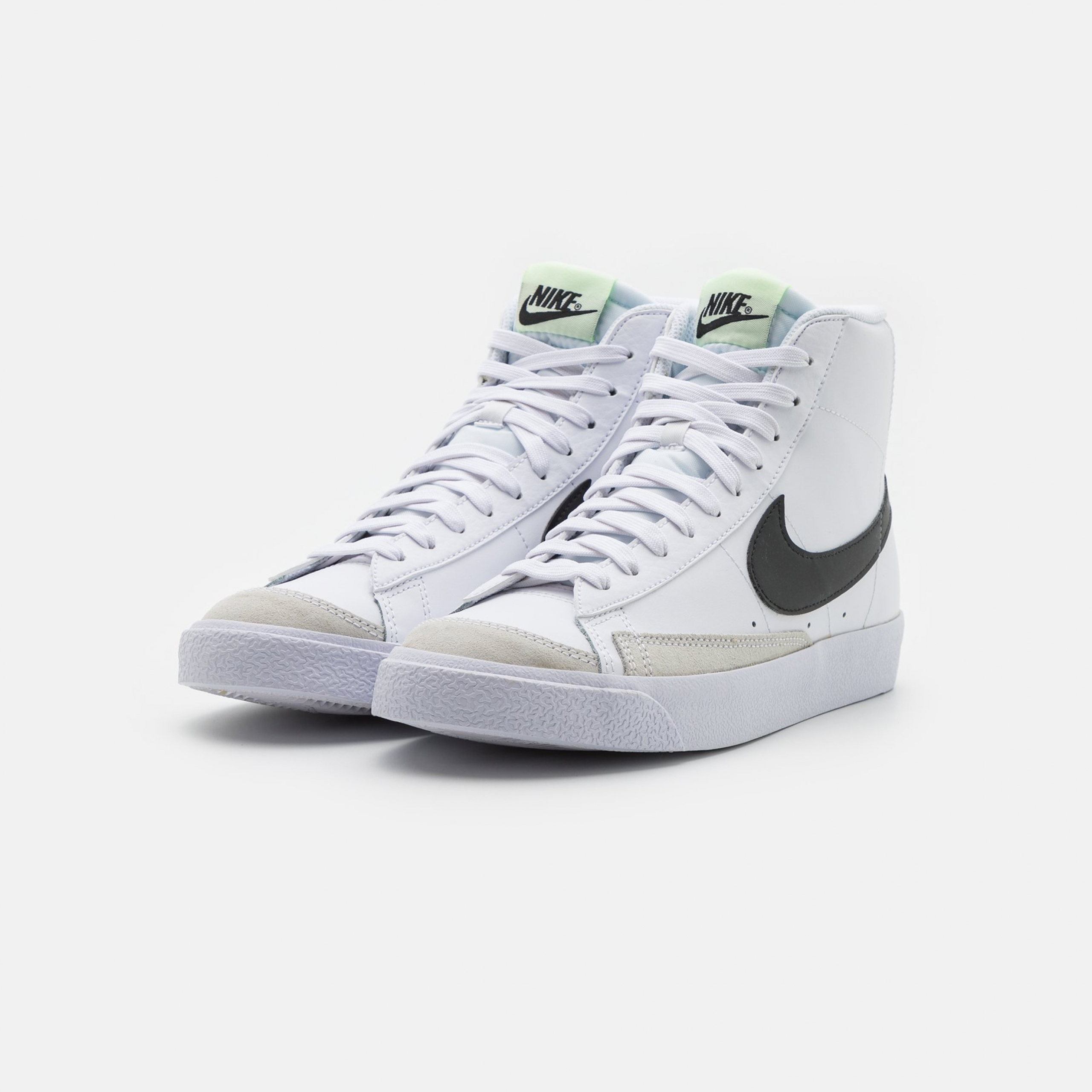 Фото № 2 с приближением к товару «‎Nike Blazer ’77 BG »
