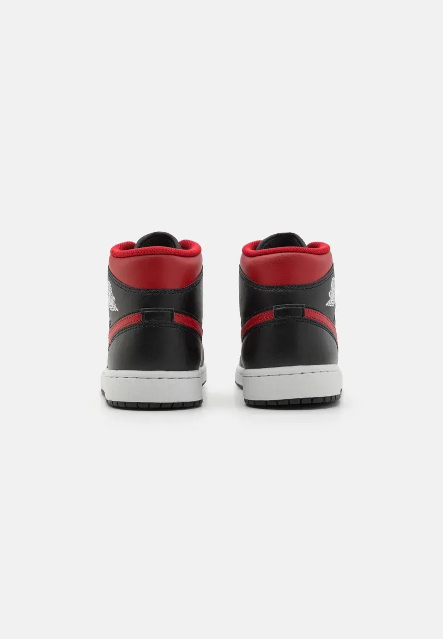 Фото № 3 с приближением к товару «‎AIR JORDAN 1 MID»