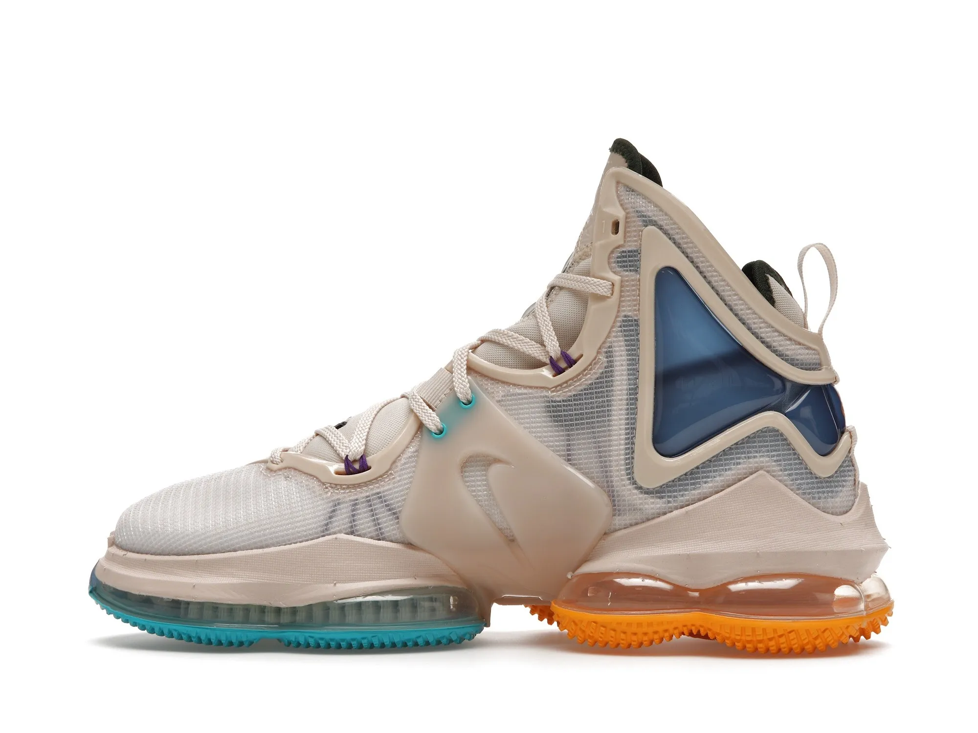 Фото № 5 с приближением к товару «‎Nike LeBron 19 Minneapolis Lakers»