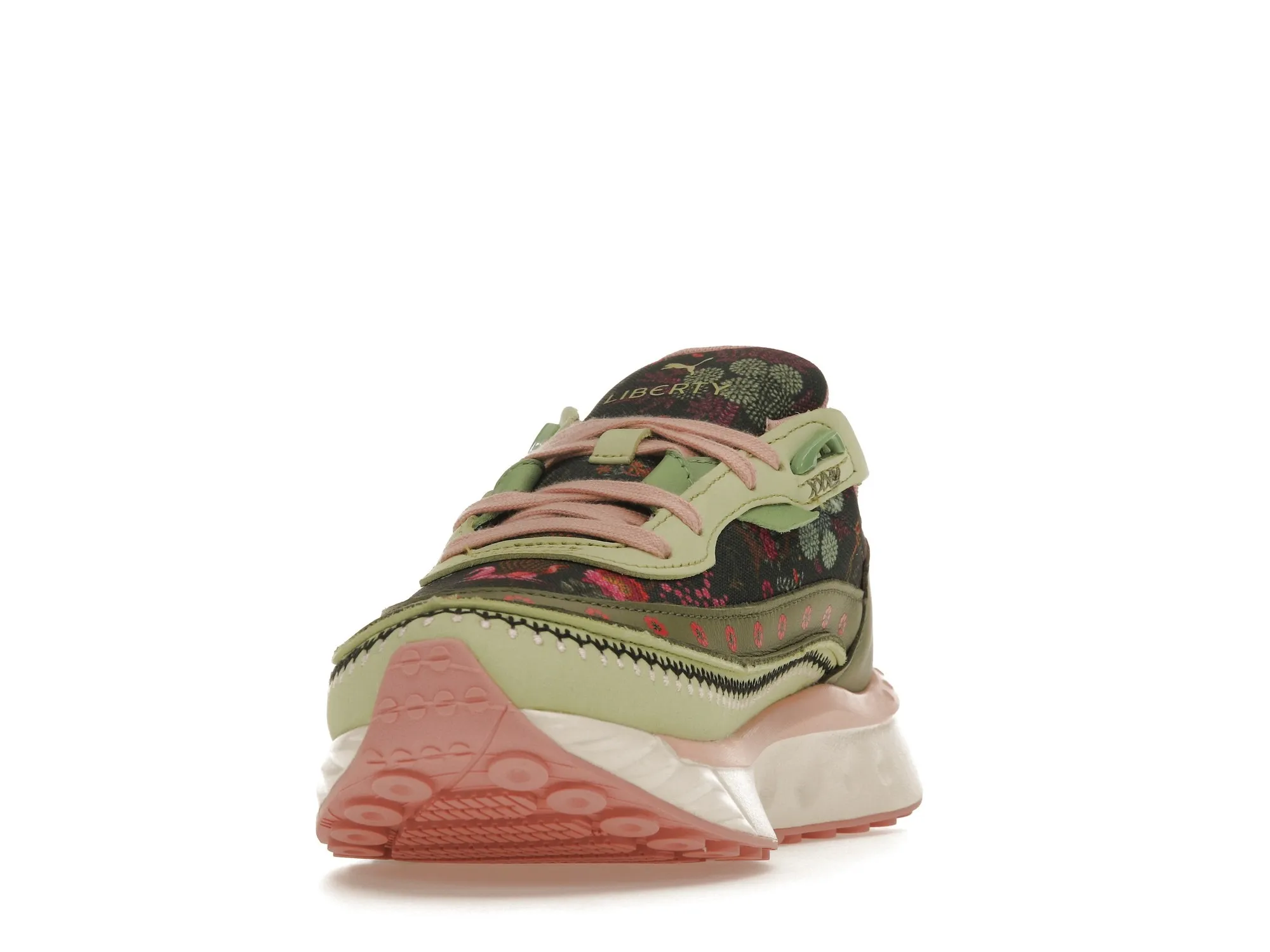 Фото № 4 с приближением к товару «‎Puma Wild Rider 2 Liberty Floral »
