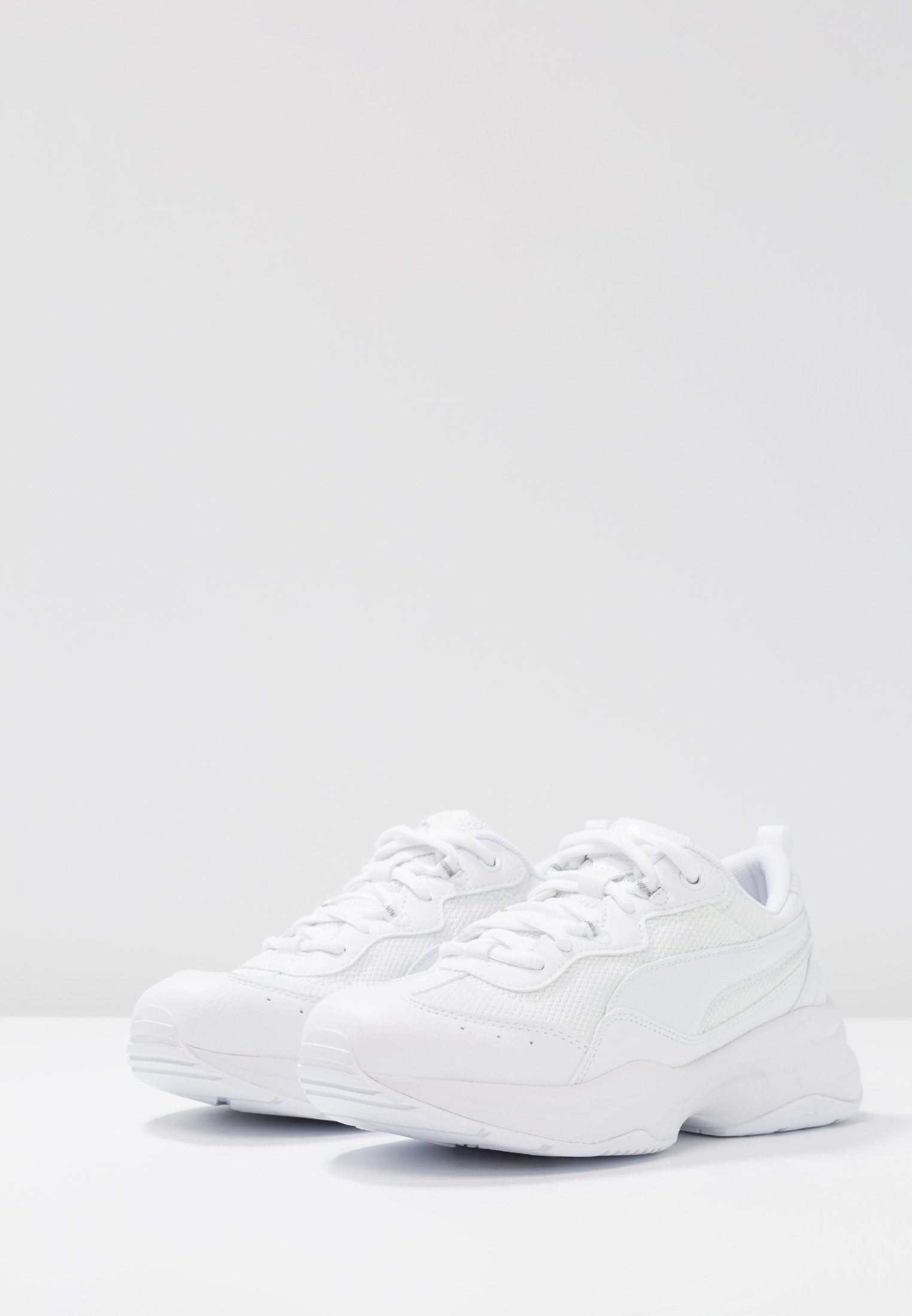 Фото № 5 с приближением к товару «‎Puma Cilia »