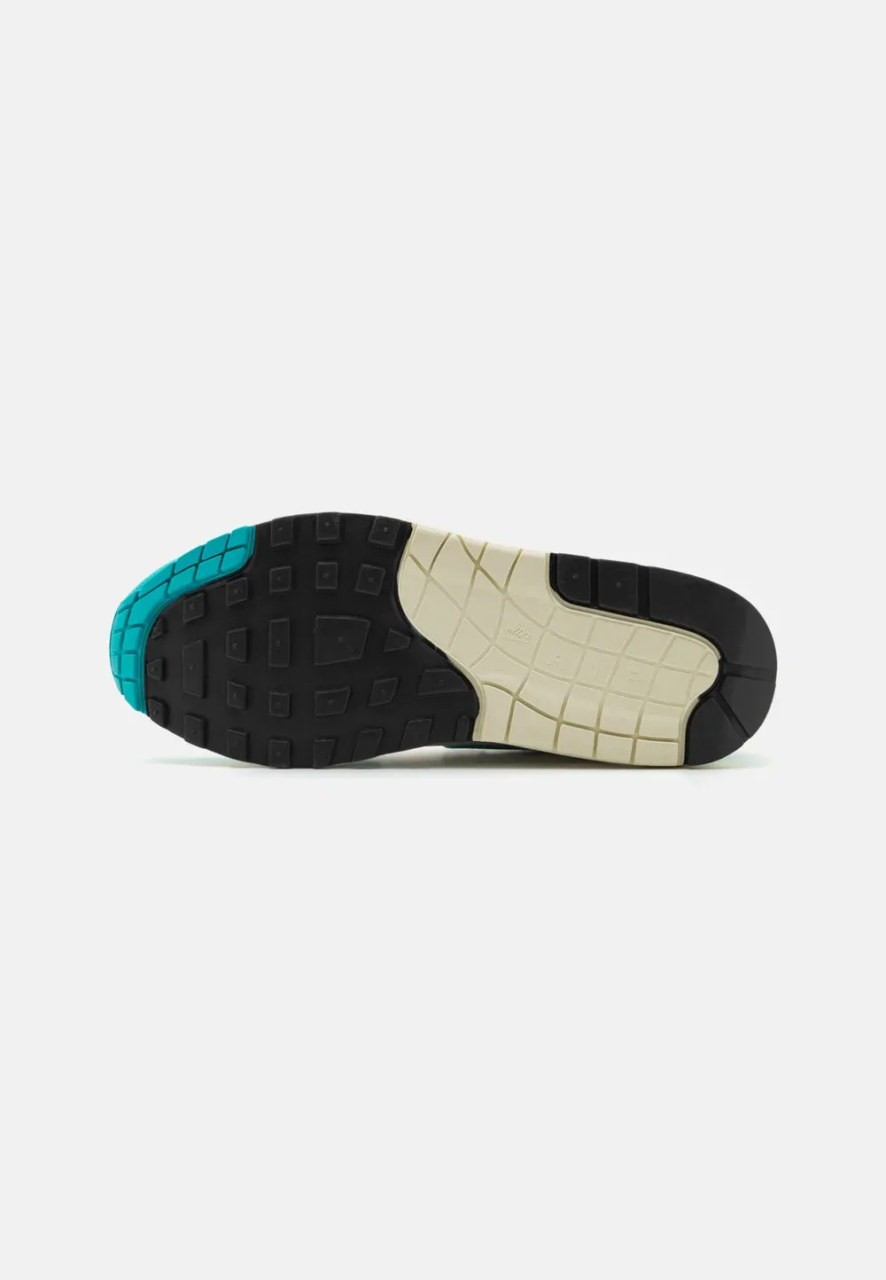 Фото № 4 с приближением к товару «‎AIR MAX 1 87»