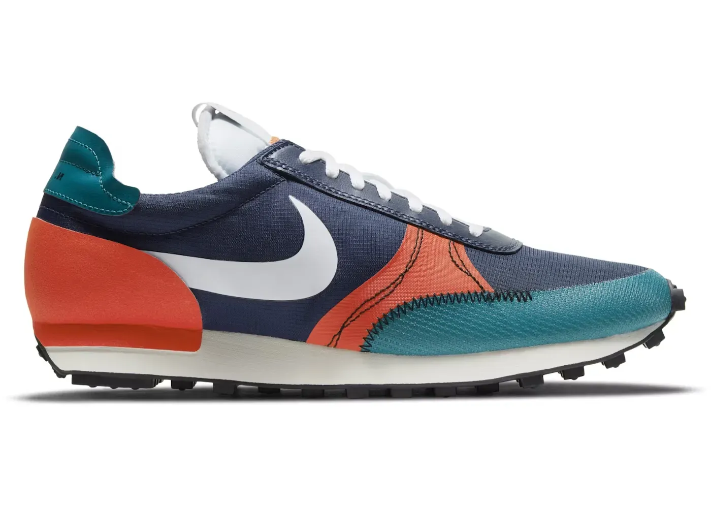 Фото № 1 с приближением к товару «‎Nike DBreak-Type SE»