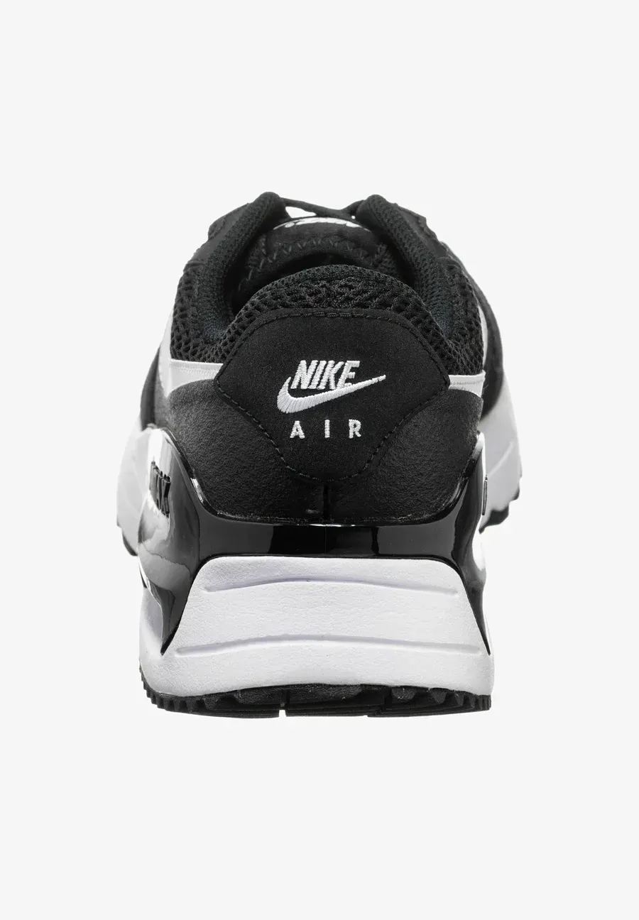 Фото № 4 с приближением к товару «‎AIR MAX SYSTM»