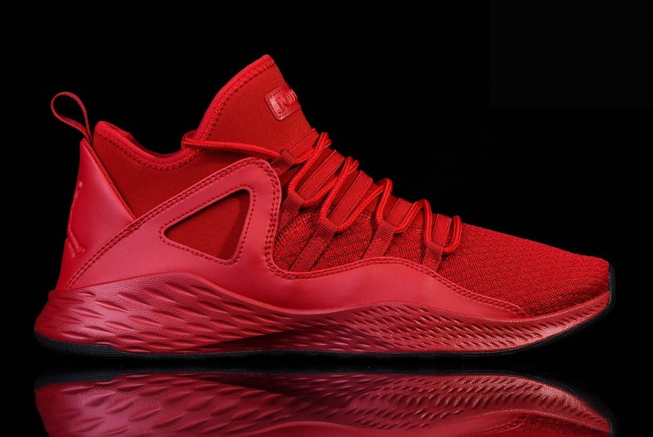 Фото № 3 с приближением к товару «‎Nike Air Jordan Formula 23 Triple »