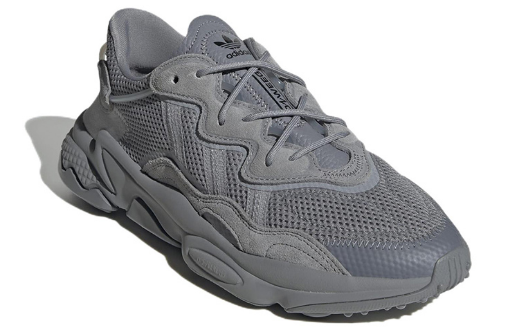 Фото № 4 с приближением к товару «‎ adidas originals Ozweego Sports Casual Shoes»