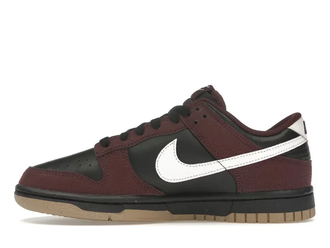 Фото № 3 с приближением к товару «‎Nike Dunk Low Next Nature»
