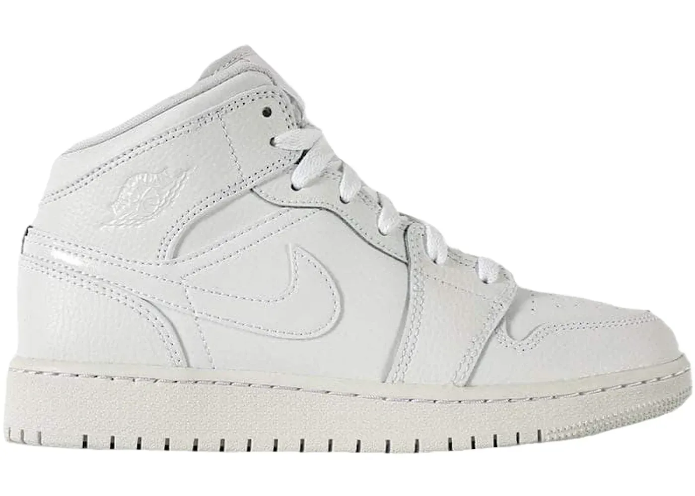 Фото № 1 с приближением к товару «‎Jordan 1 Mid Triple White (2020) »