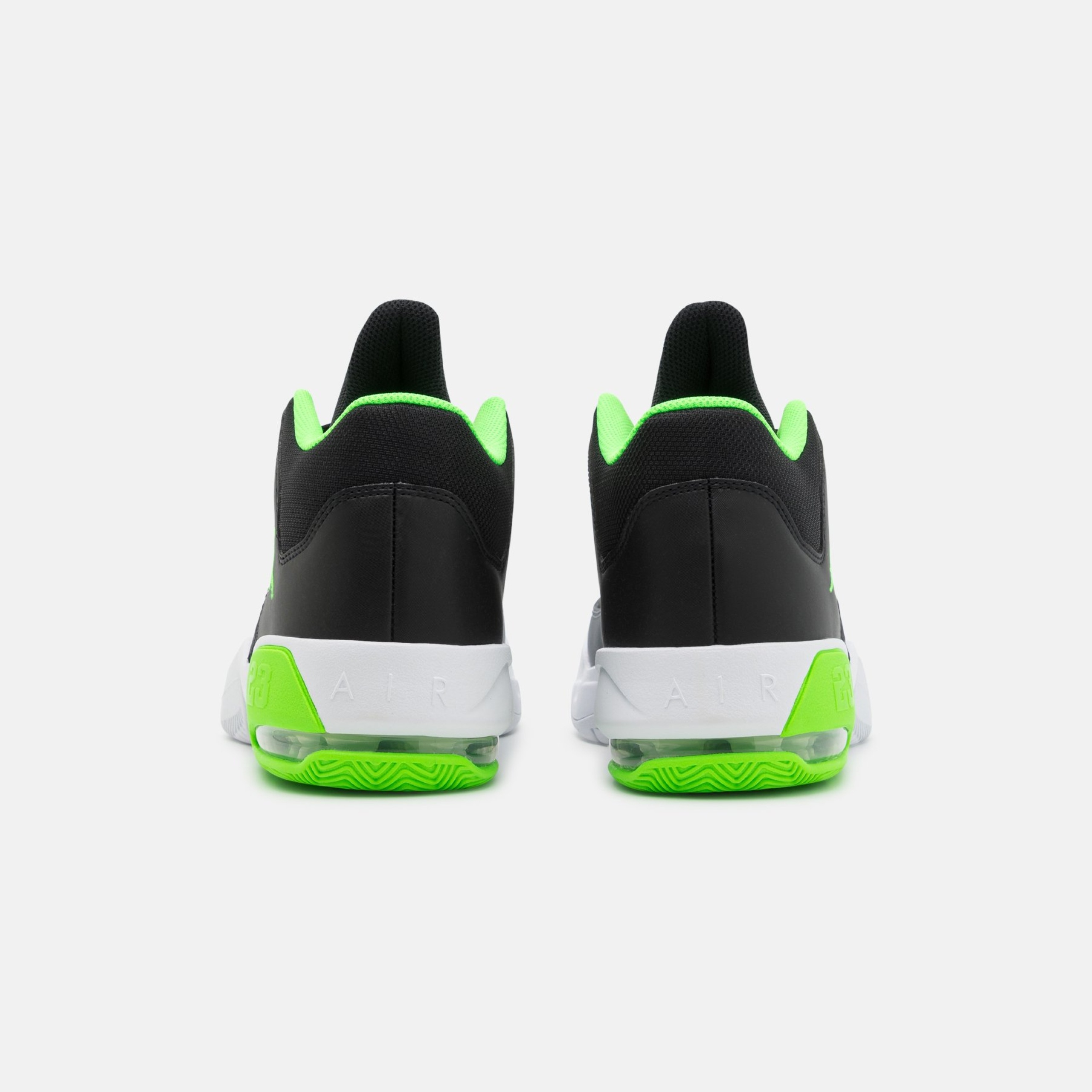 Фото № 3 с приближением к товару «‎Jordan Max Aura 3 »