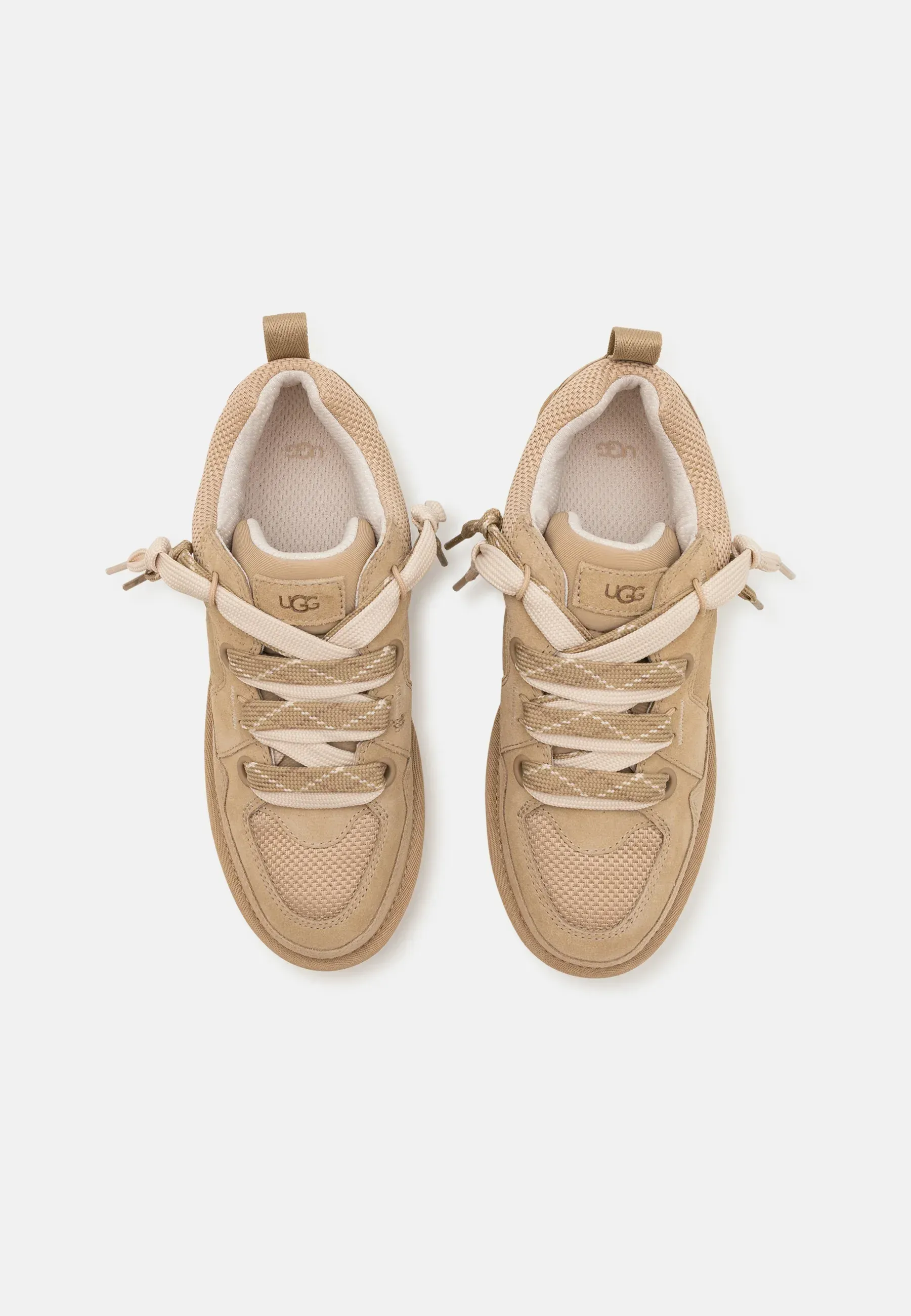 Фото № 5 с приближением к товару «‎LOWMEL»