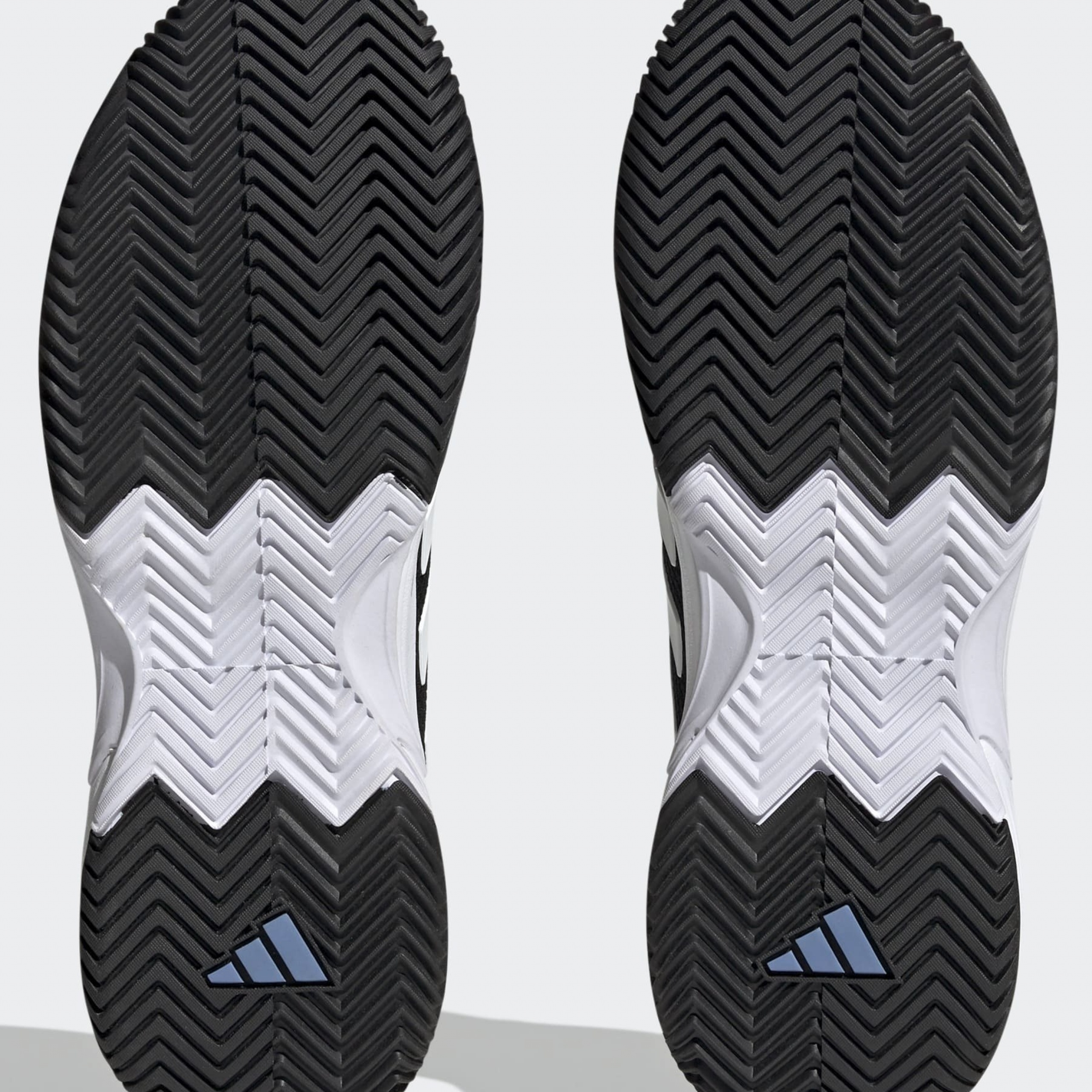 Фото № 5 с приближением к товару «‎Adidas Gamecourt 2 M»