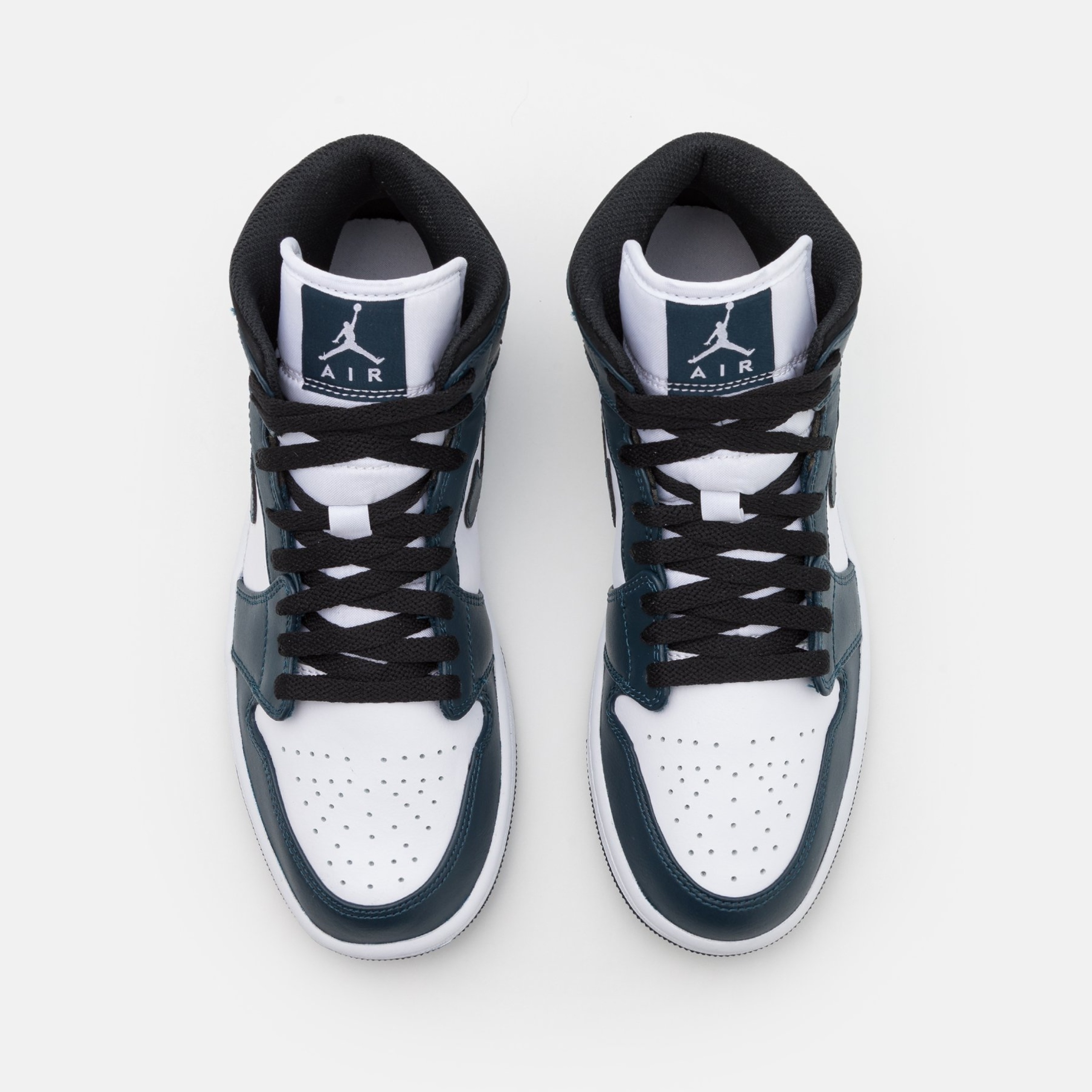 Фото № 4 с приближением к товару «‎Air Jordan 1 »