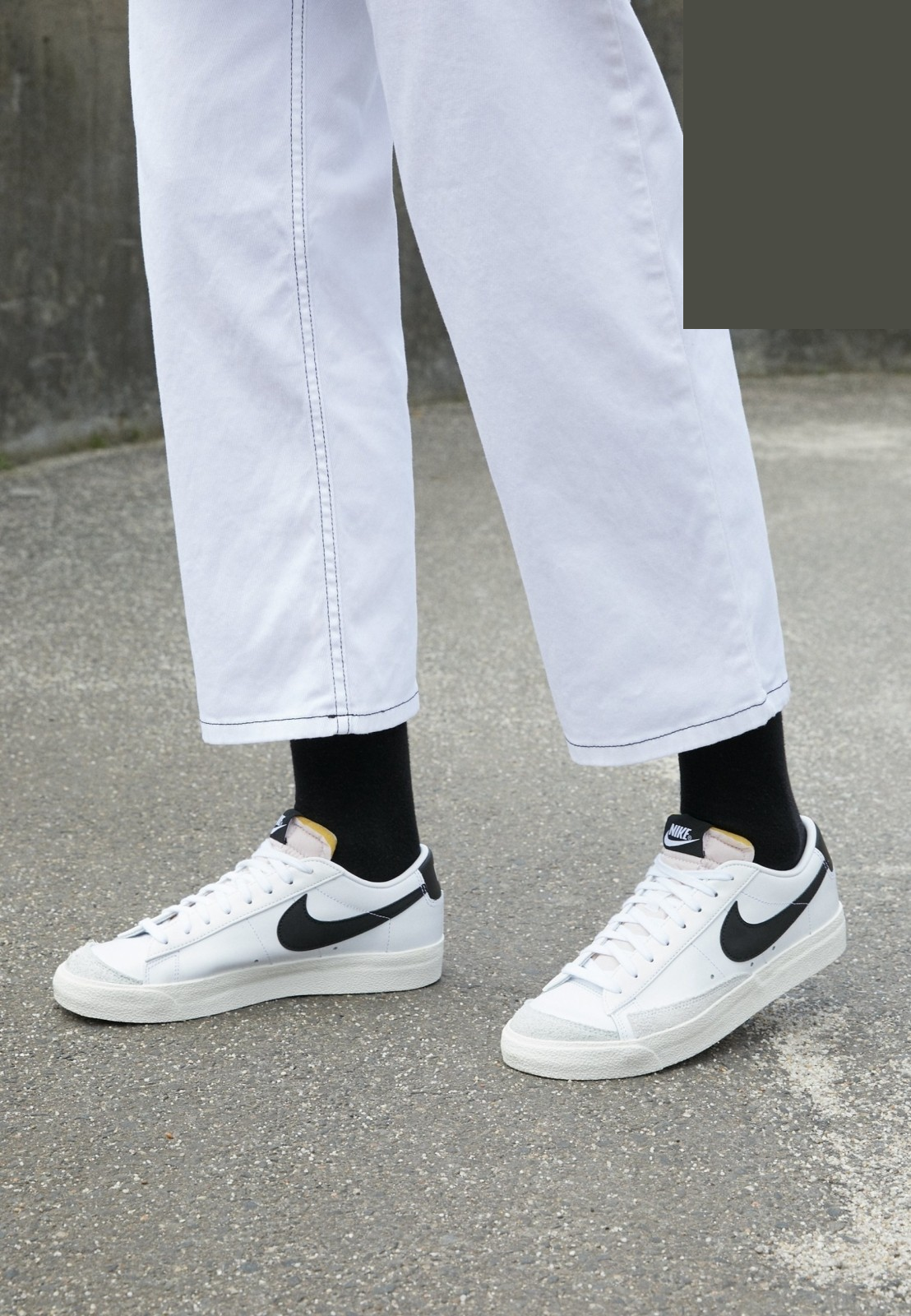 Фото № 2 с приближением к товару «‎Nike Blazer ’77 »
