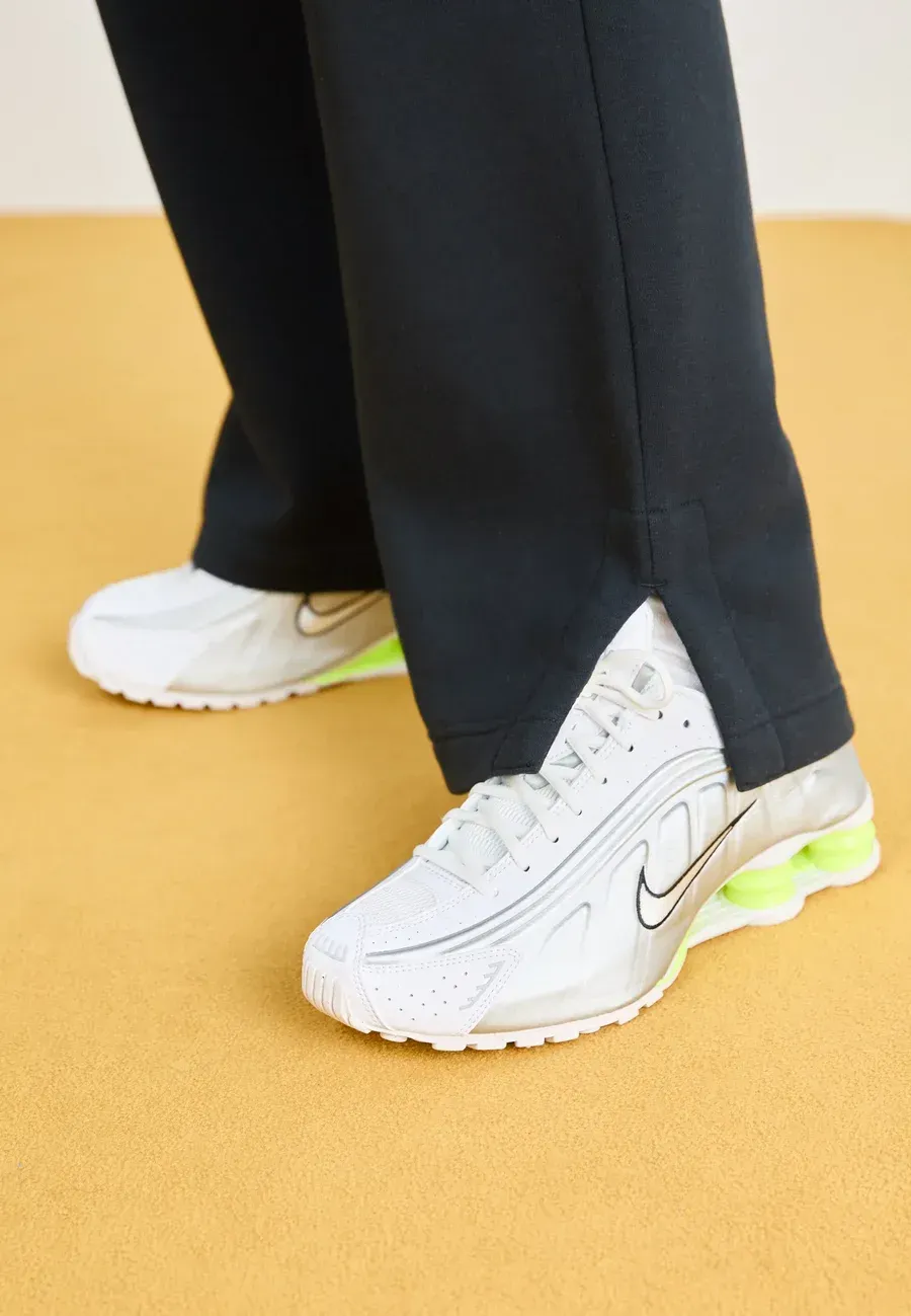 Фото № 2 с приближением к товару «‎SHOX R4»