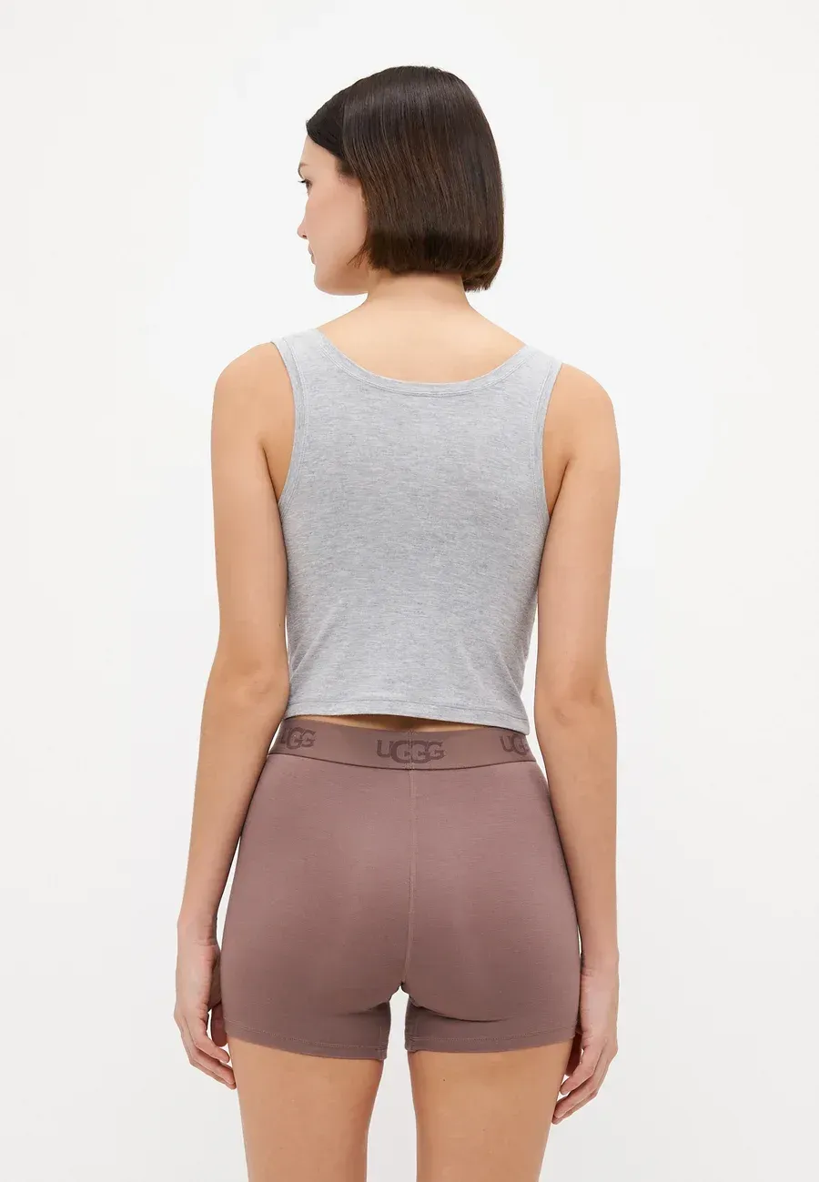 Фото № 3 с приближением к товару «‎ADRIANNE»