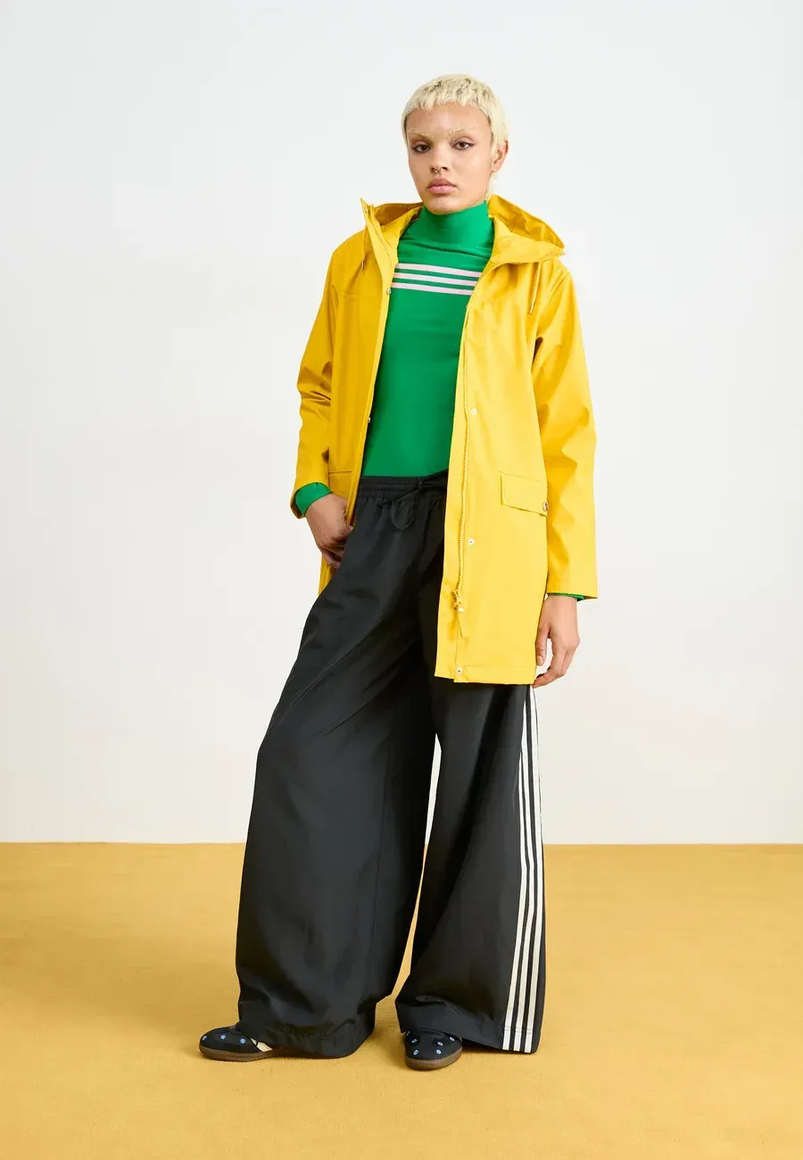 Фото № 1 с приближением к товару «‎SAMBA OG»