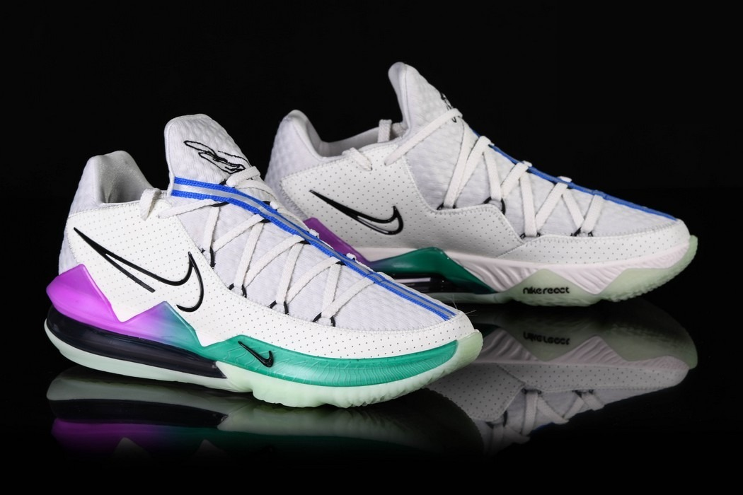 Фото № 2 с приближением к товару «‎Nike LeBron 17 Low 'Glow In The Dark'»