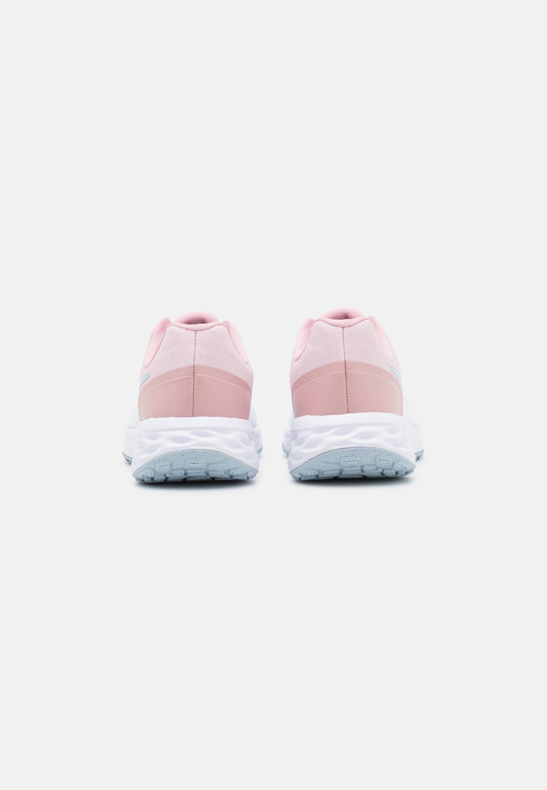 Фото № 2 с приближением к товару «‎Nike Revolution 6»