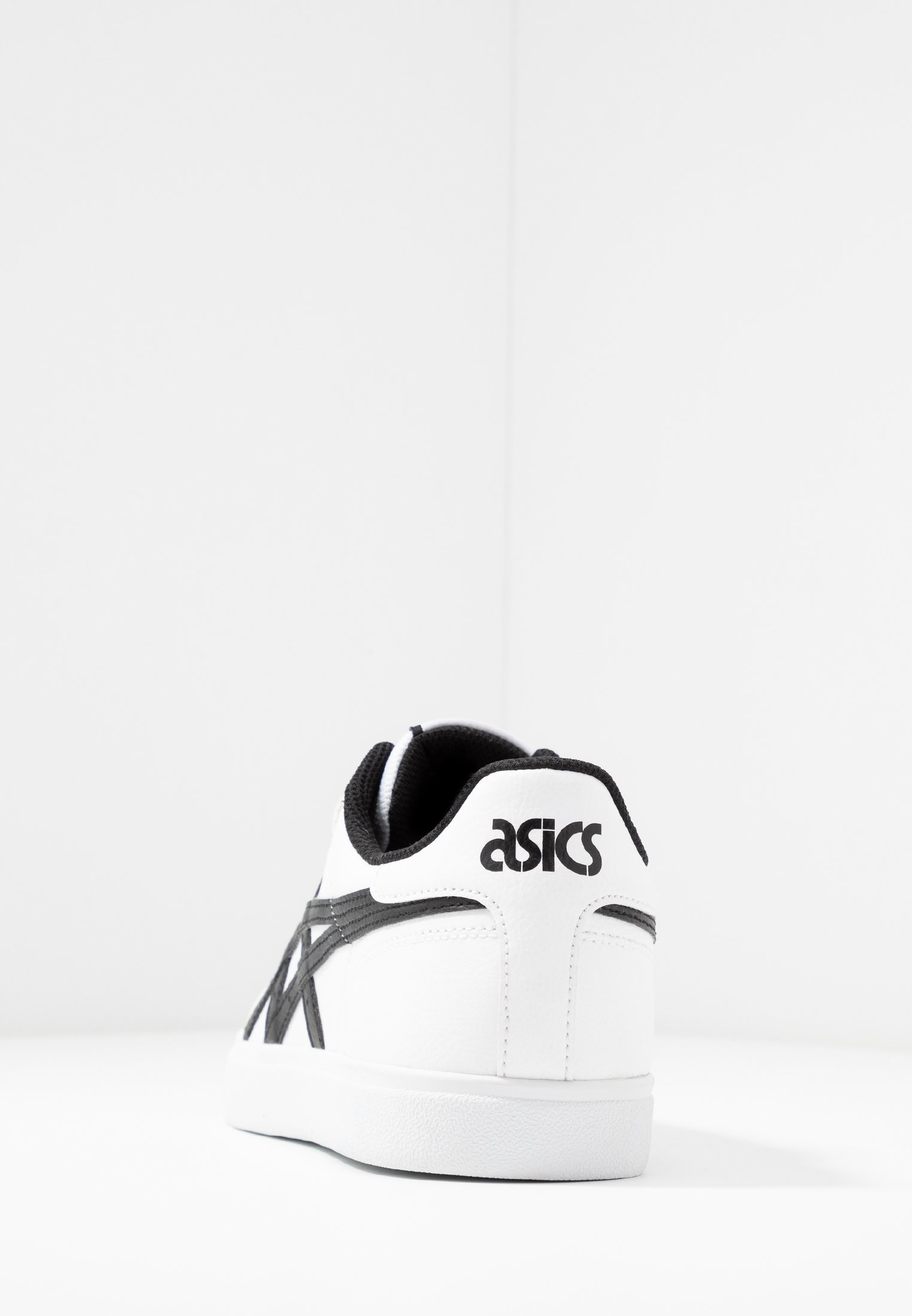 Фото № 4 с приближением к товару «‎Asics Classic Ct »