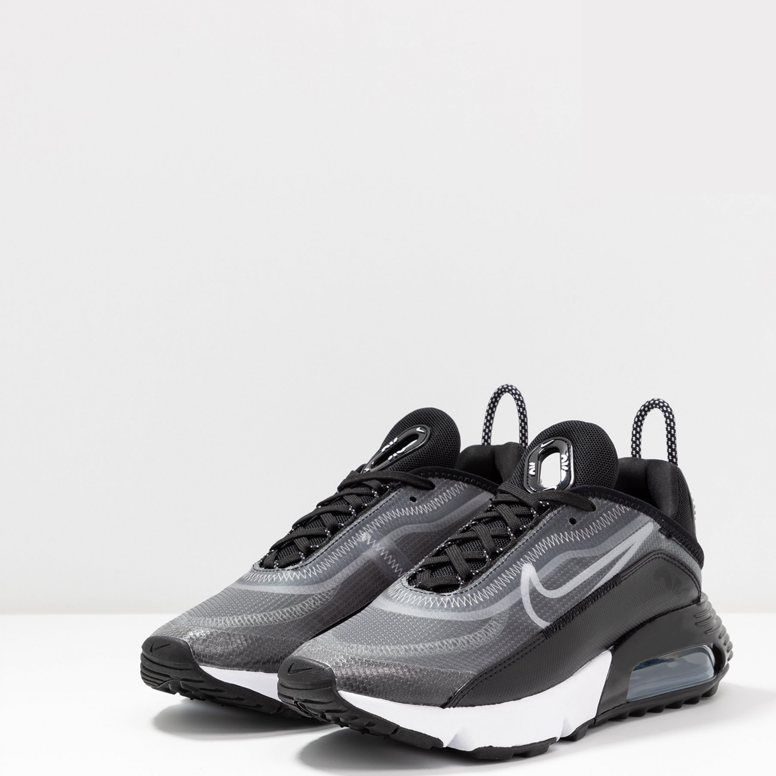 Фото № 5 с приближением к товару «‎Nike Air Max 2090 »