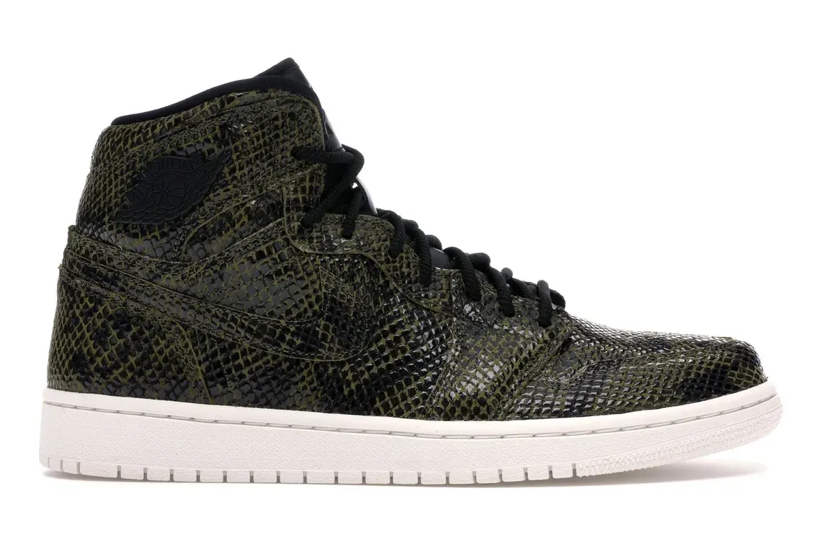 Фото № 1 с приближением к товару «‎Jordan 1 Retro High Snakeskin »