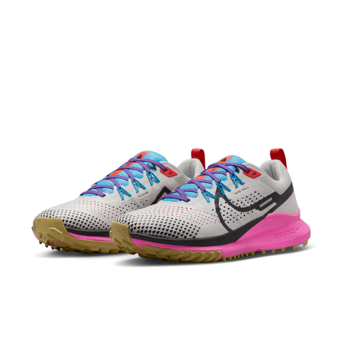 Фото № 4 с приближением к товару «‎Nike Pegasus Trail 4»