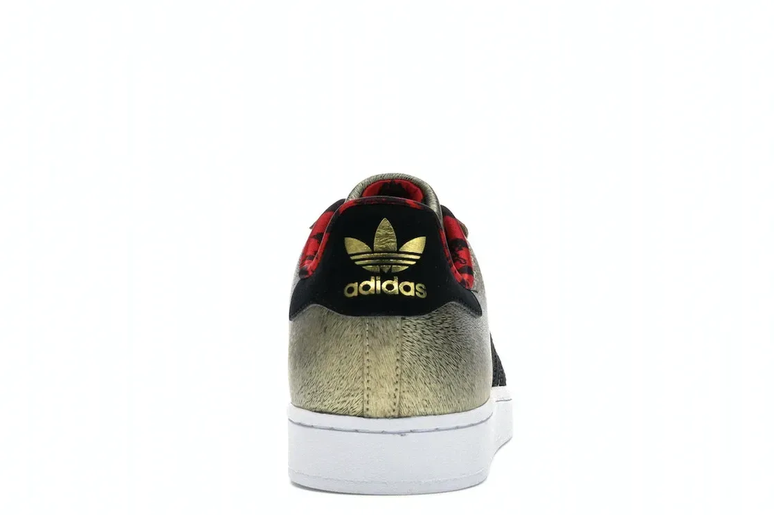 Фото № 4 с приближением к товару «‎adidas Superstar 2 Year of the Horse»