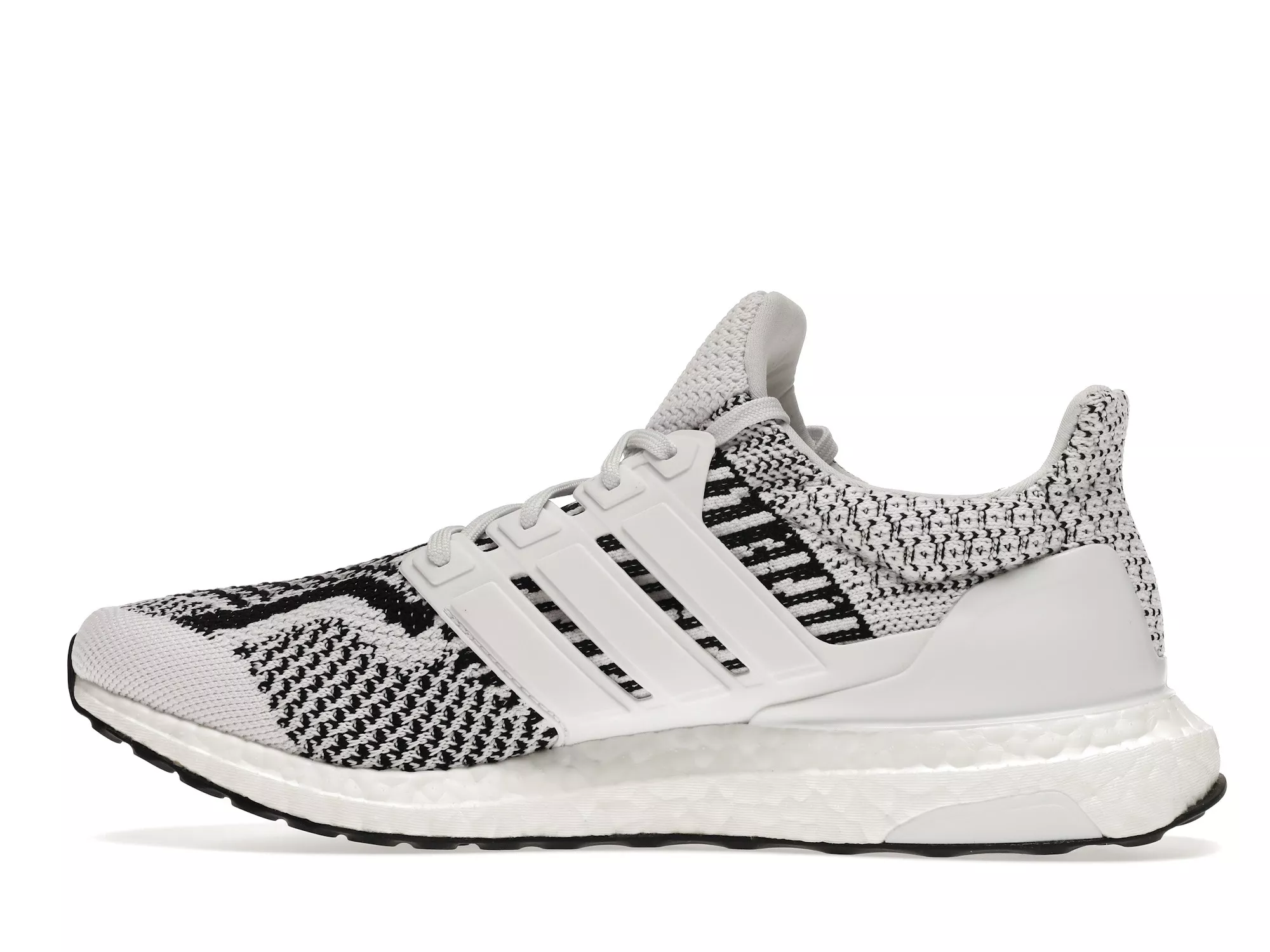 Фото № 2 с приближением к товару «‎adidas Ultra Boost DNA 5.0 Zebra»