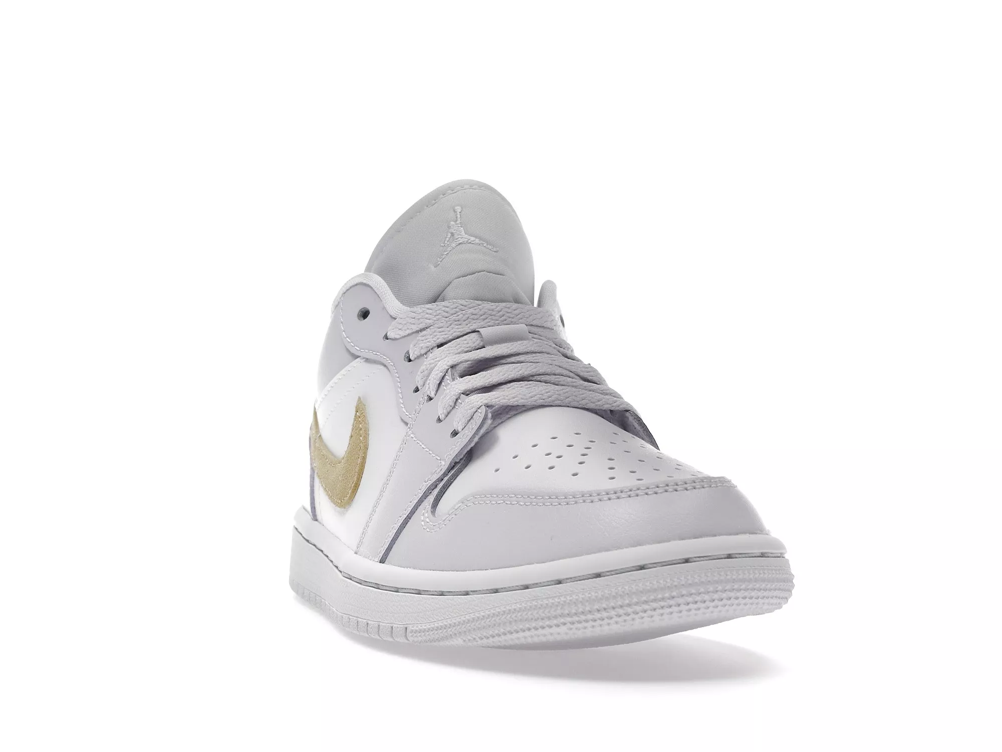 Фото № 2 с приближением к товару «‎Jordan 1 Low Barely Grape »