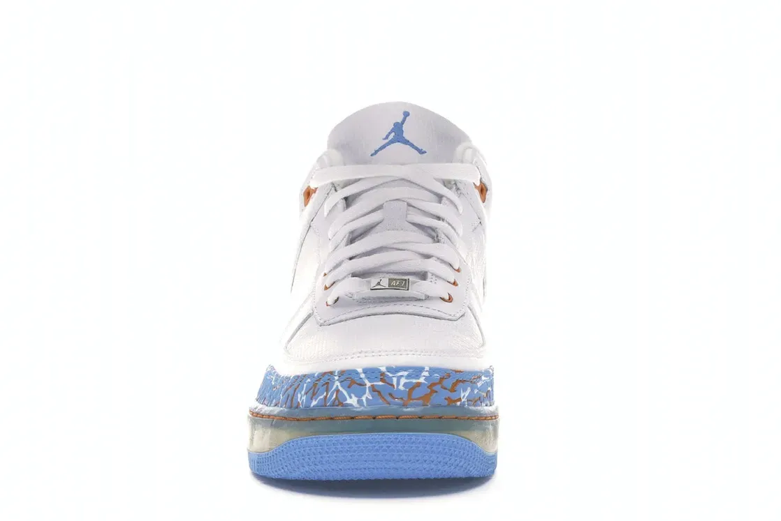 Фото № 2 с приближением к товару «‎Jordan AJF 3 White University Blue Sunset»