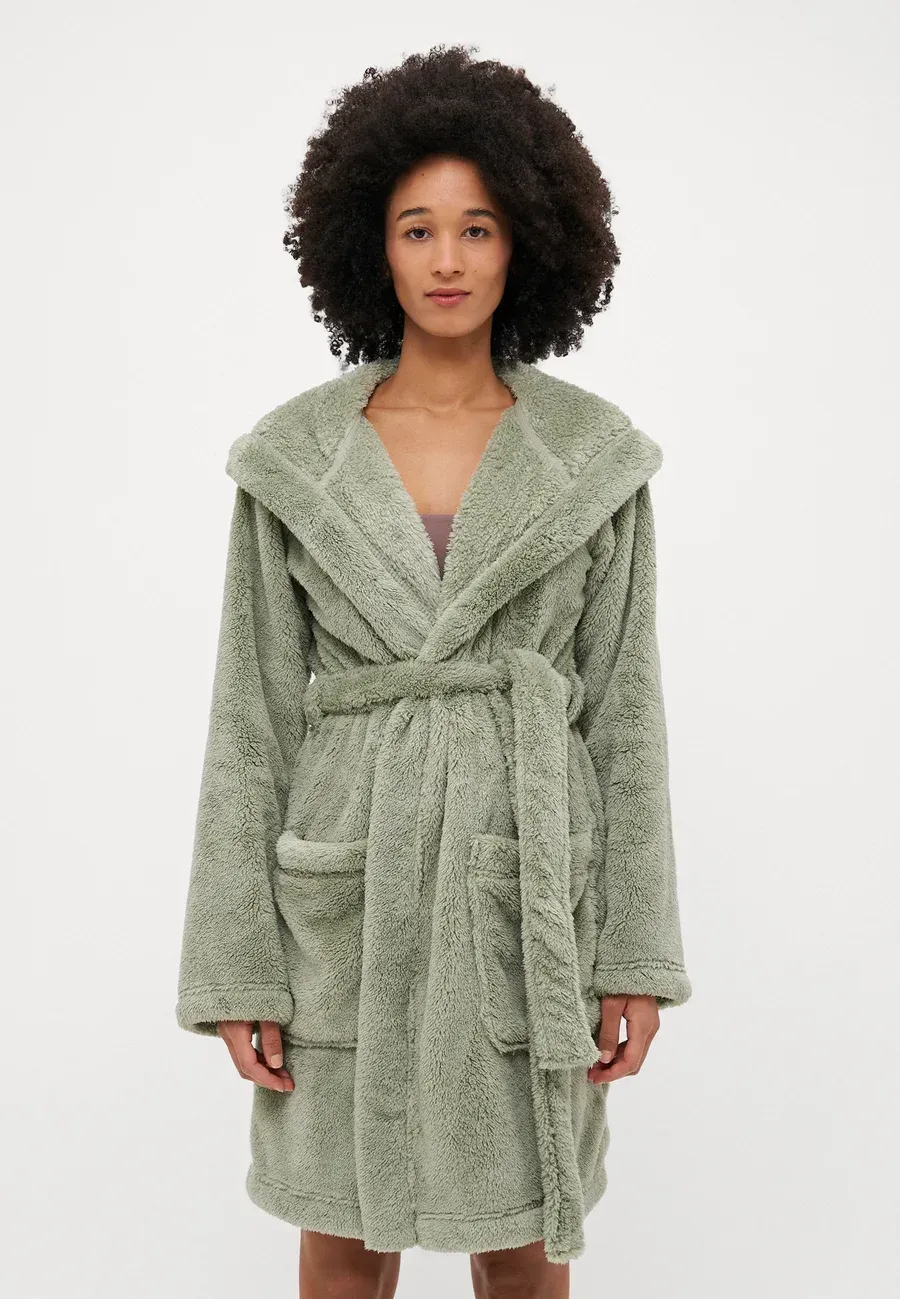 Фото № 1 с приближением к товару «‎AARTI»