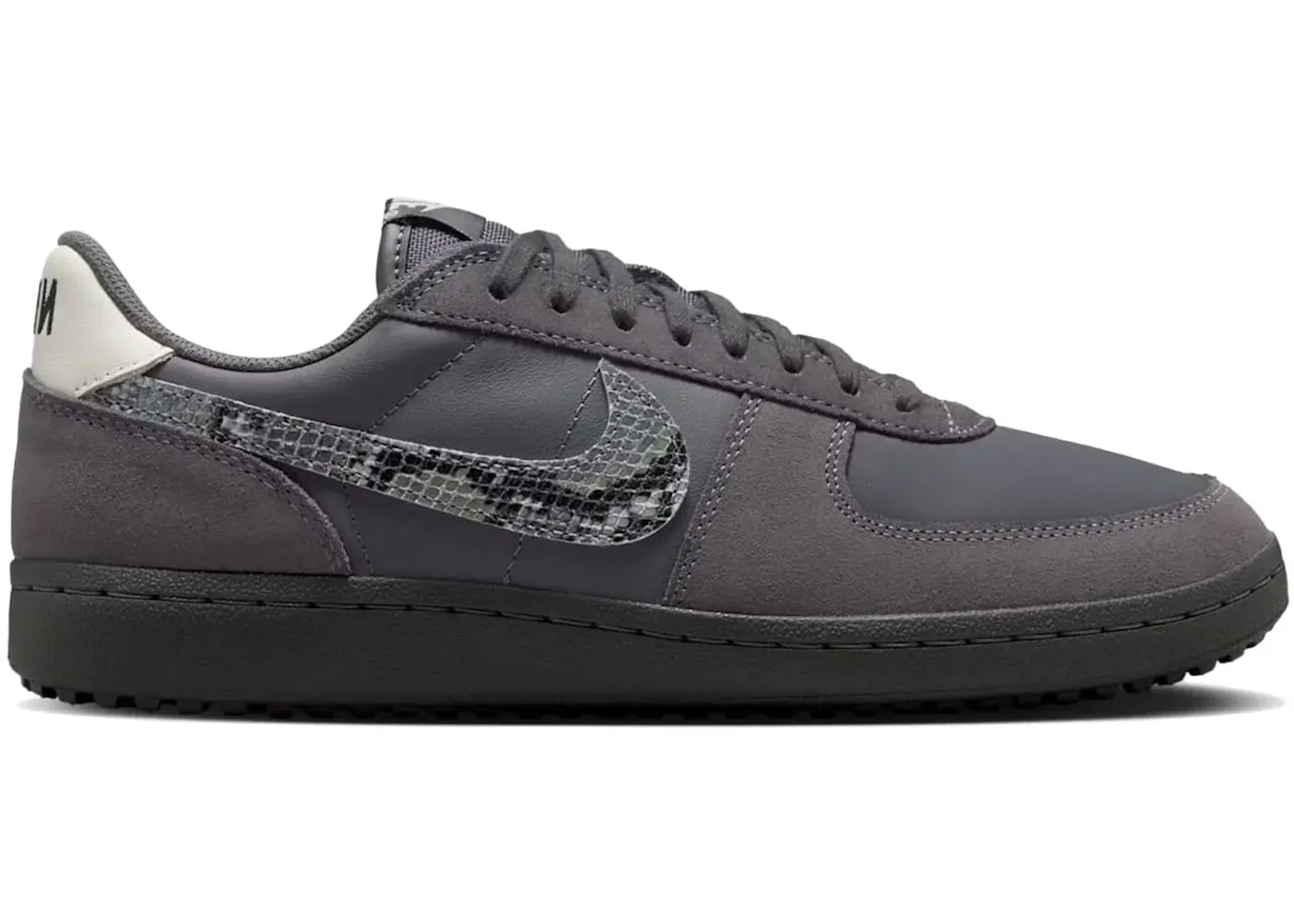 Nike Field General '82