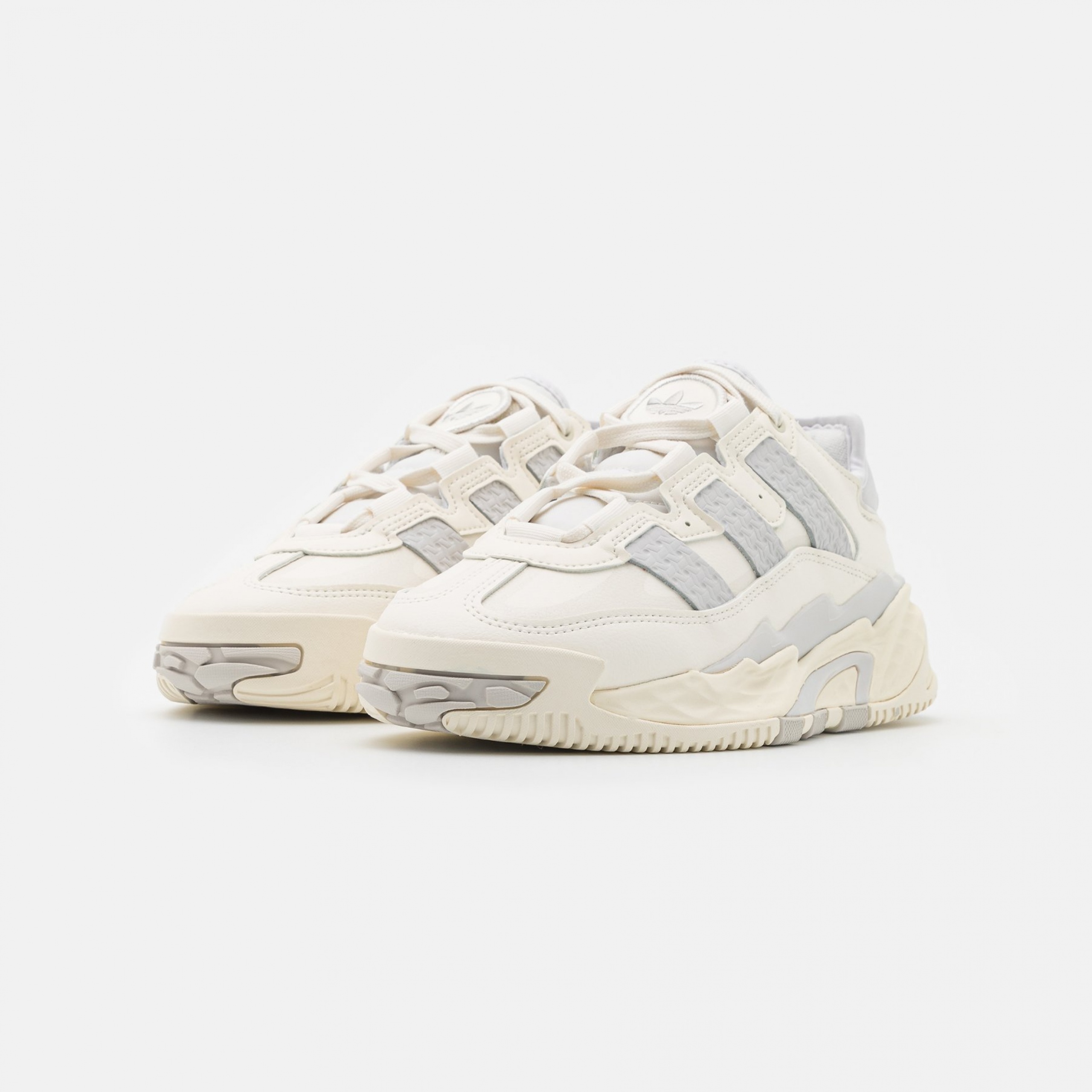 Фото № 2 с приближением к товару «‎Adidas Niteball »