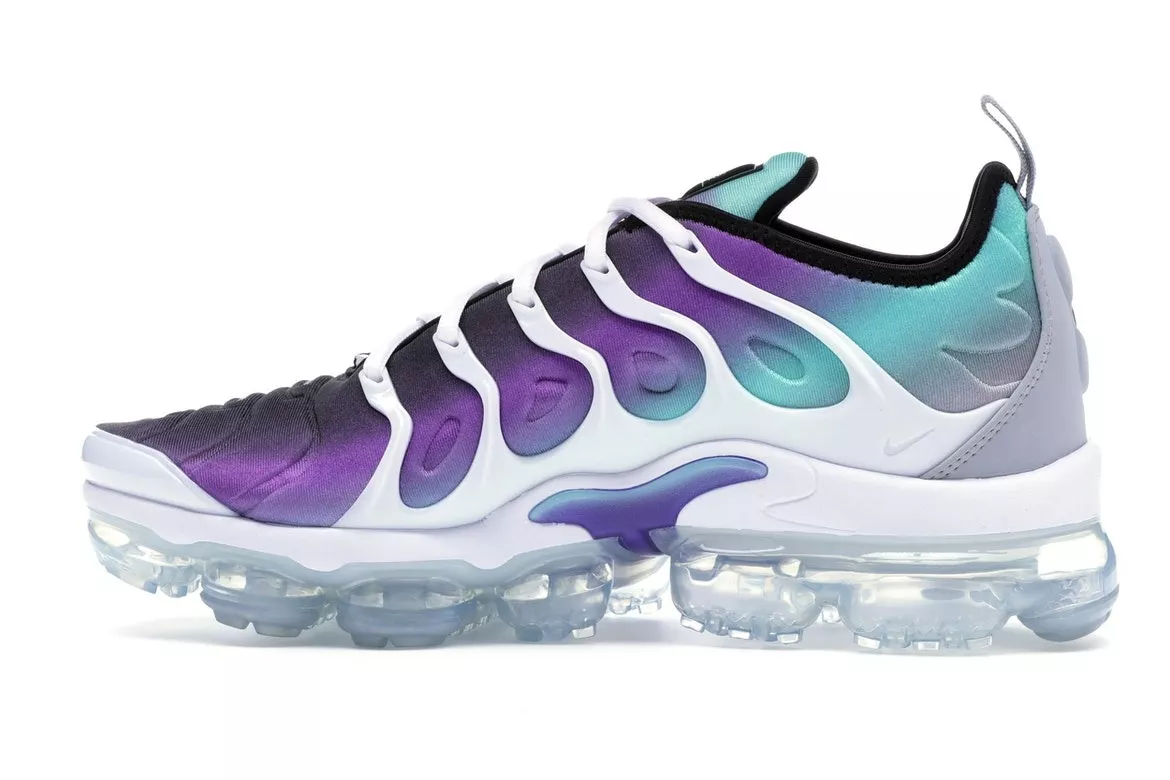 Фото № 4 с приближением к товару «‎Nike Air VaporMax Plus Grape»